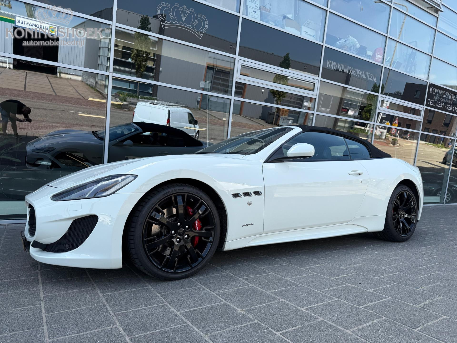 Foto van Maserati Grancabrio Sport
