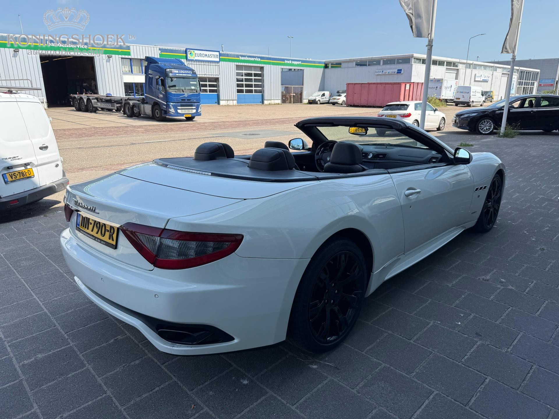 Foto van Maserati Grancabrio Sport