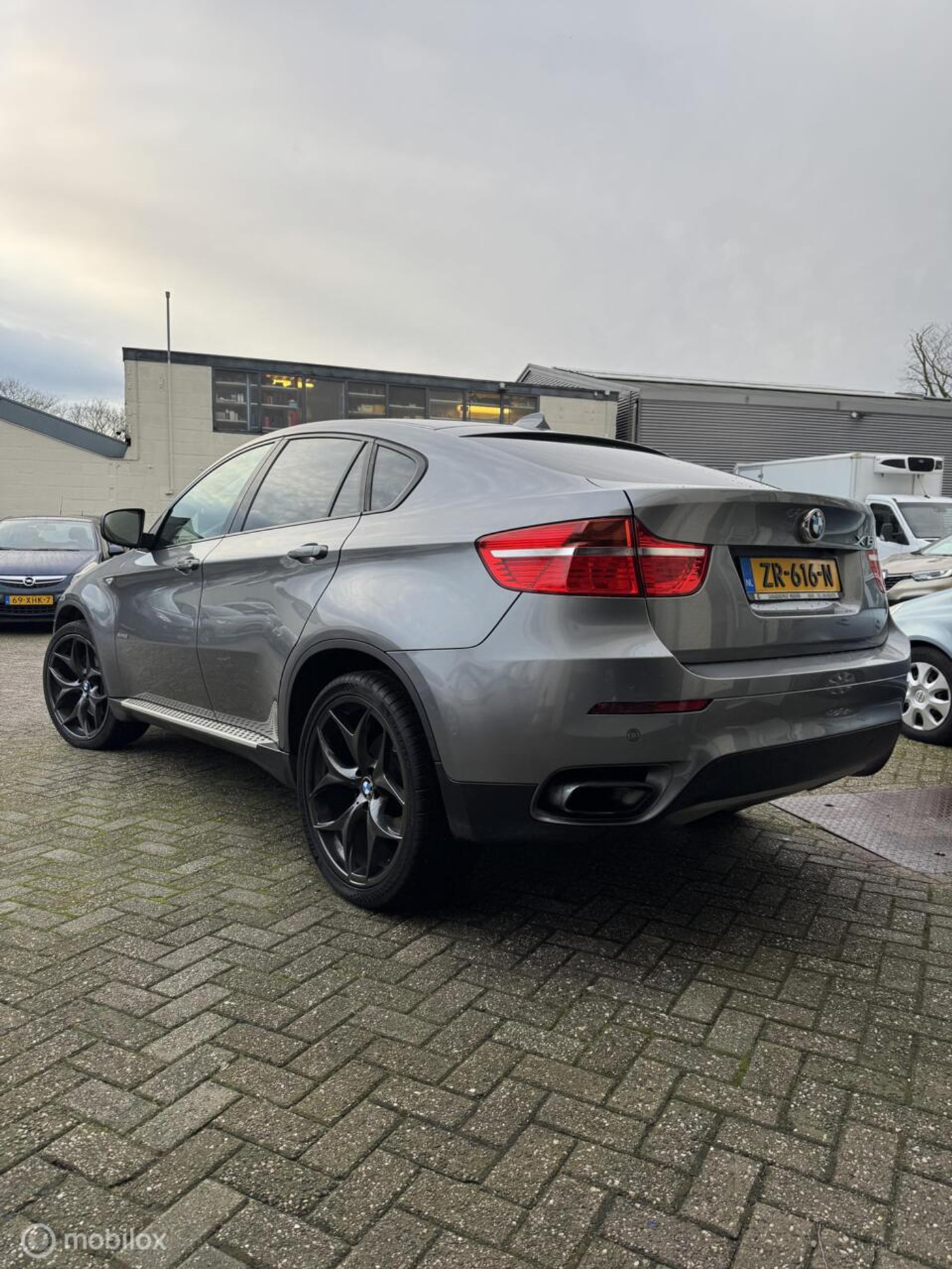 Foto van BMW X6 Xdrive50i