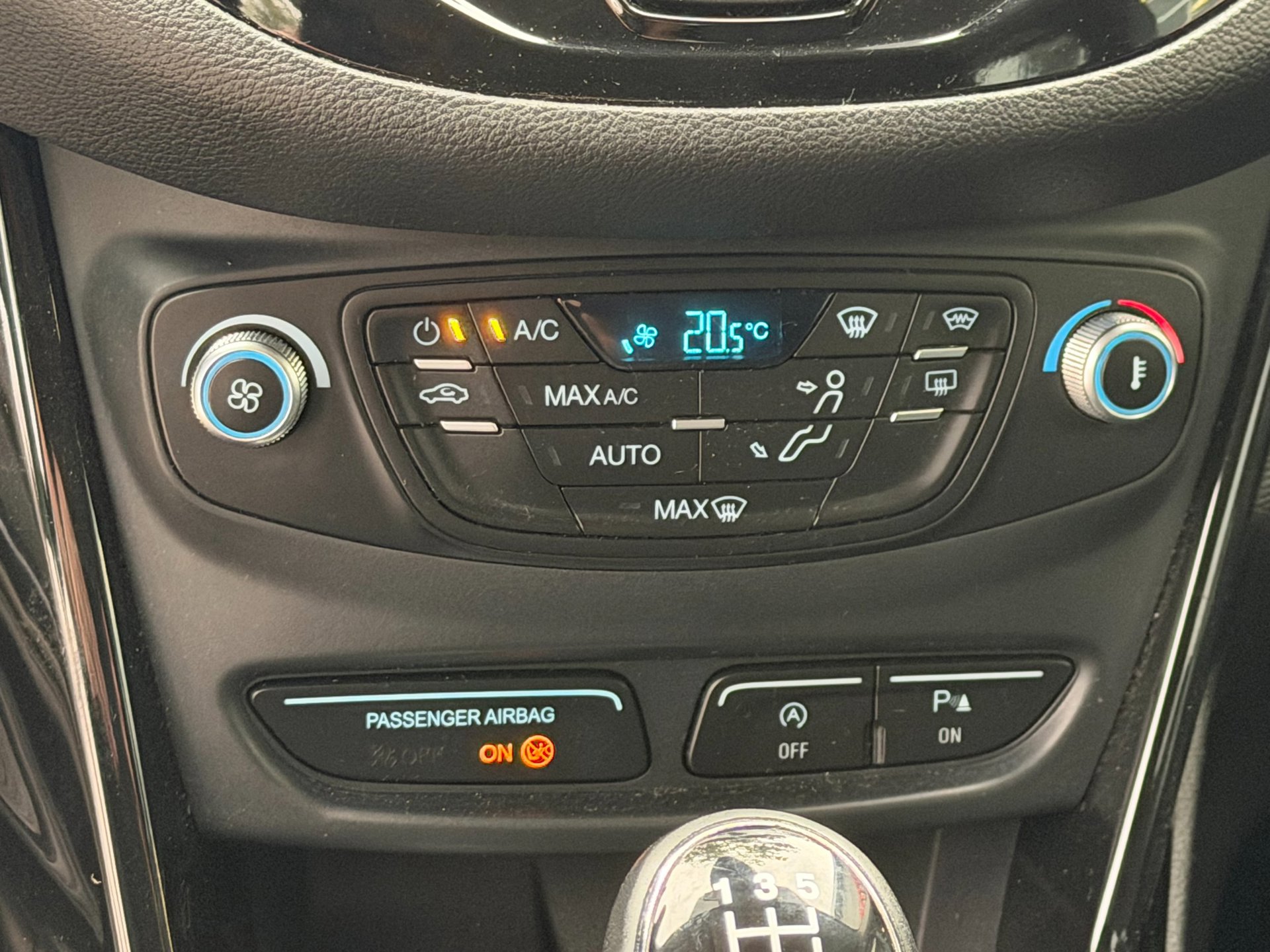 Foto van Ford B-max