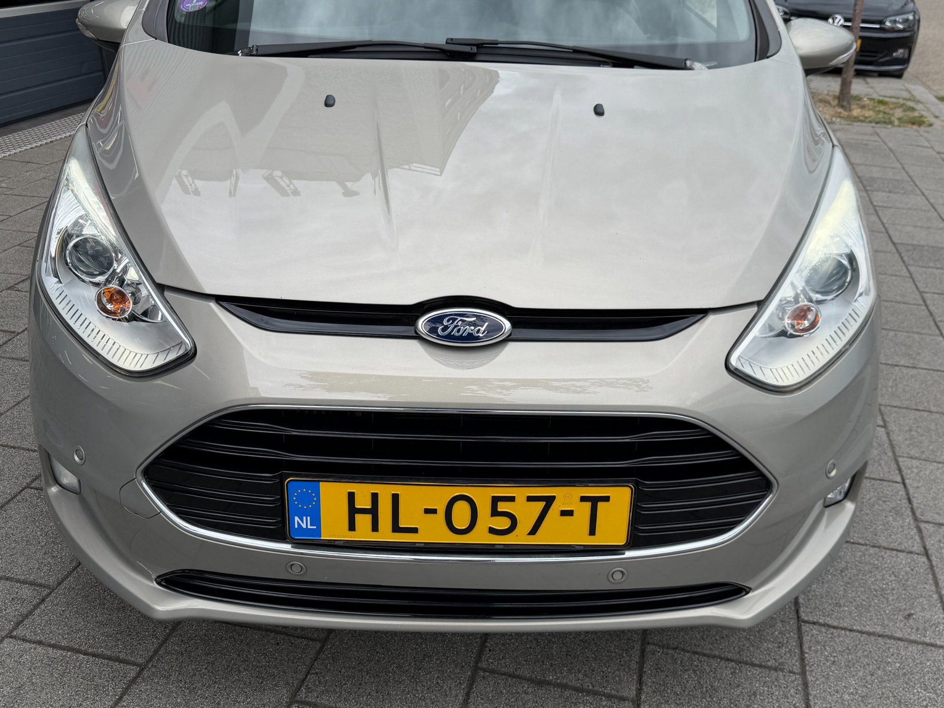 Foto van Ford B-max