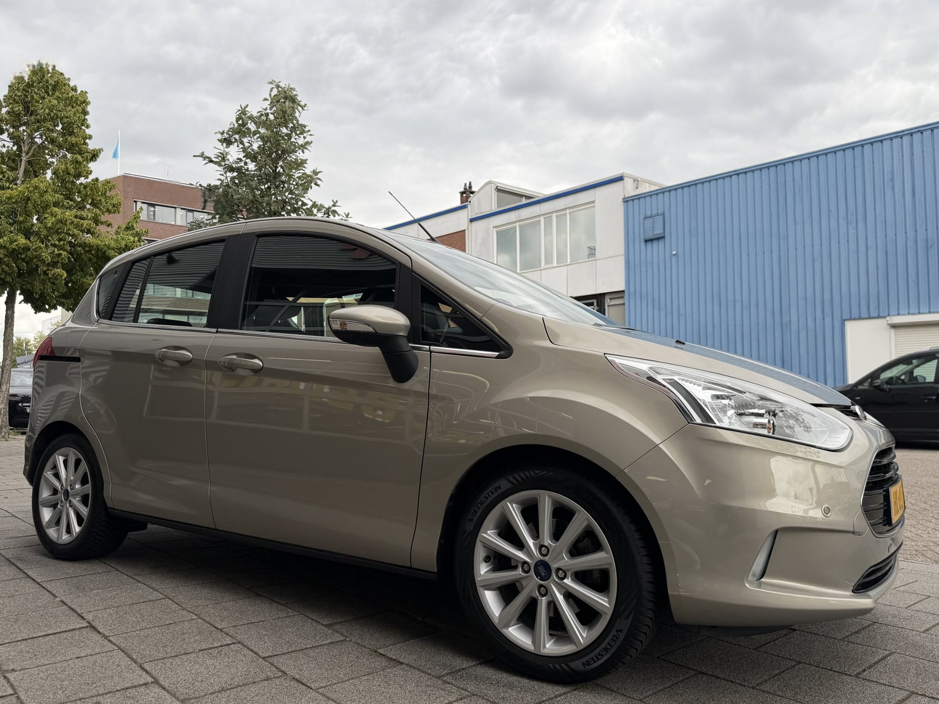 Foto van Ford B-max