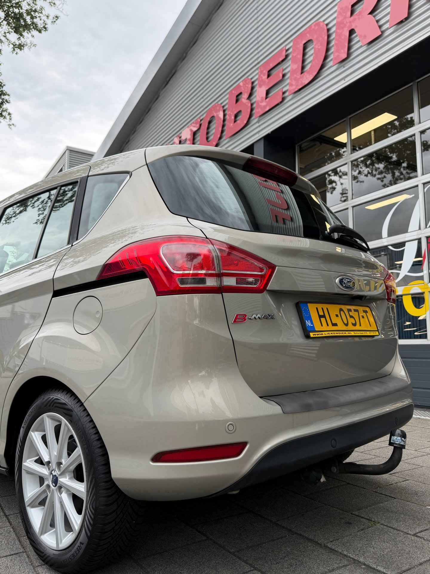 Foto van Ford B-max