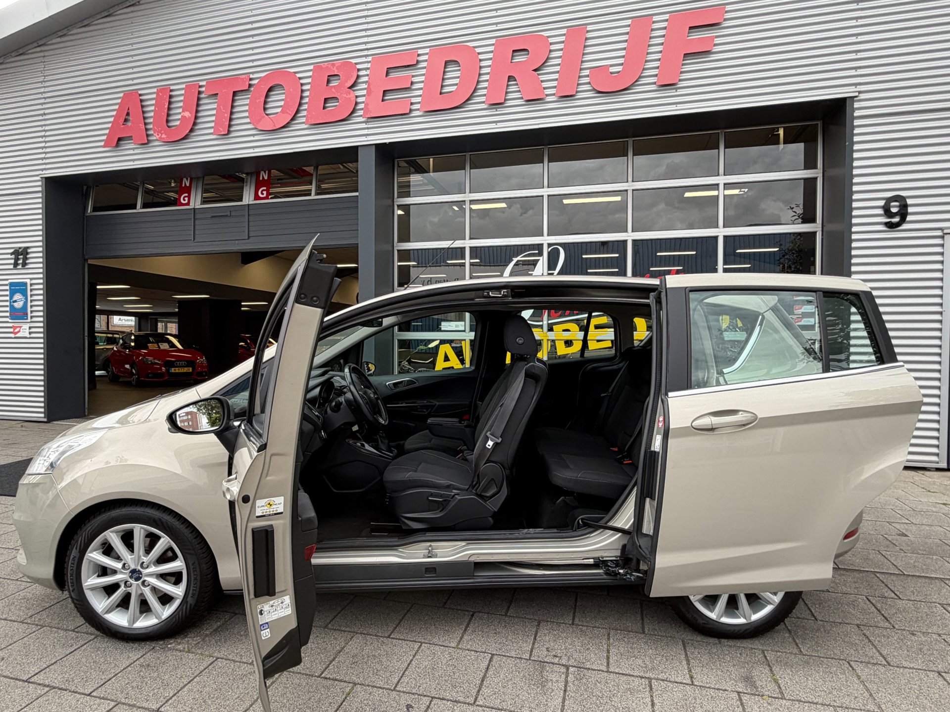 Foto van Ford B-max