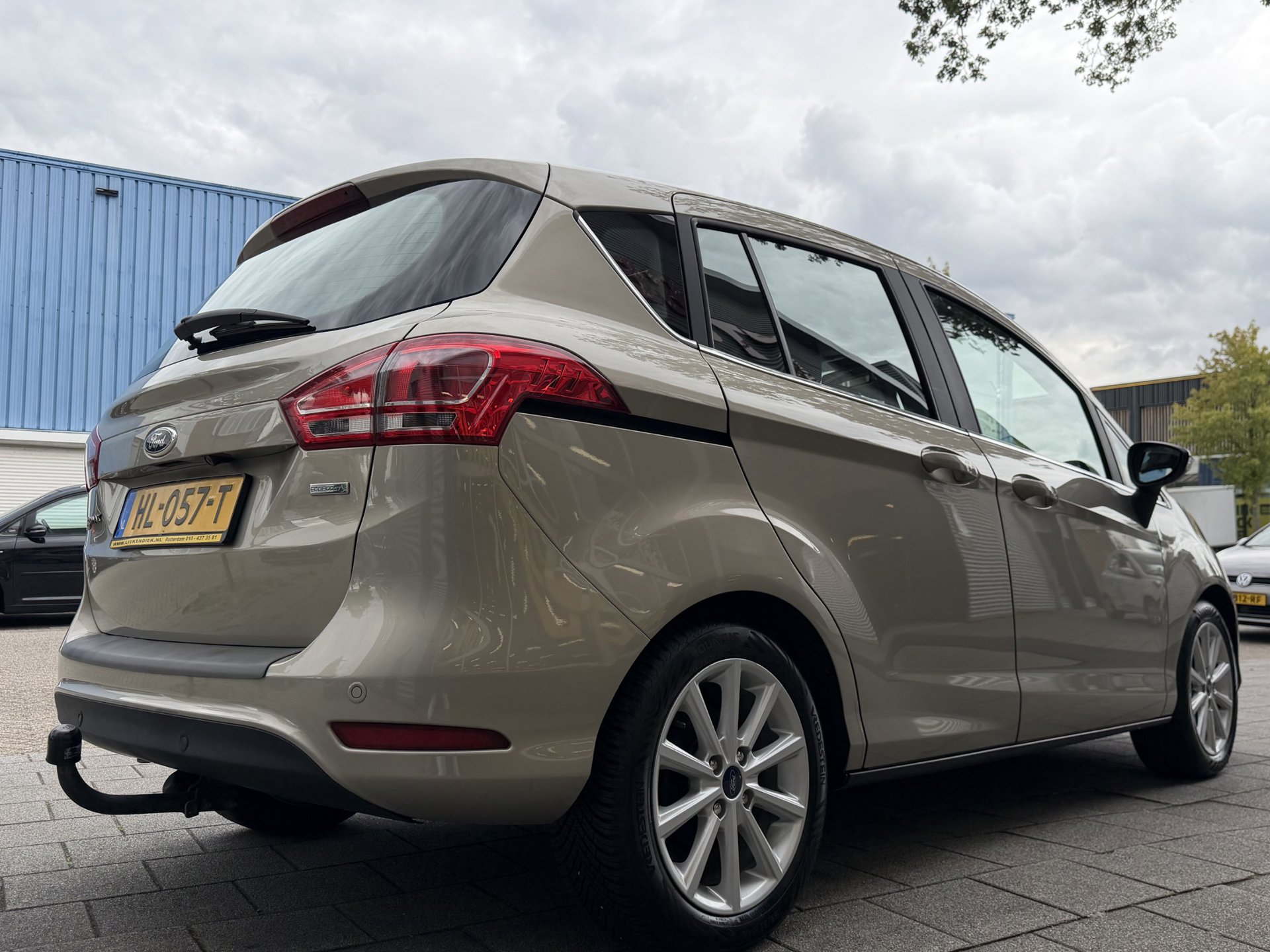 Foto van Ford B-max