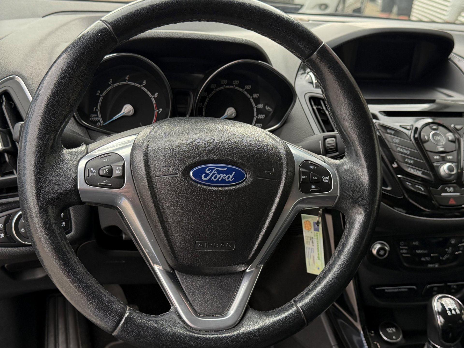 Foto van Ford B-max