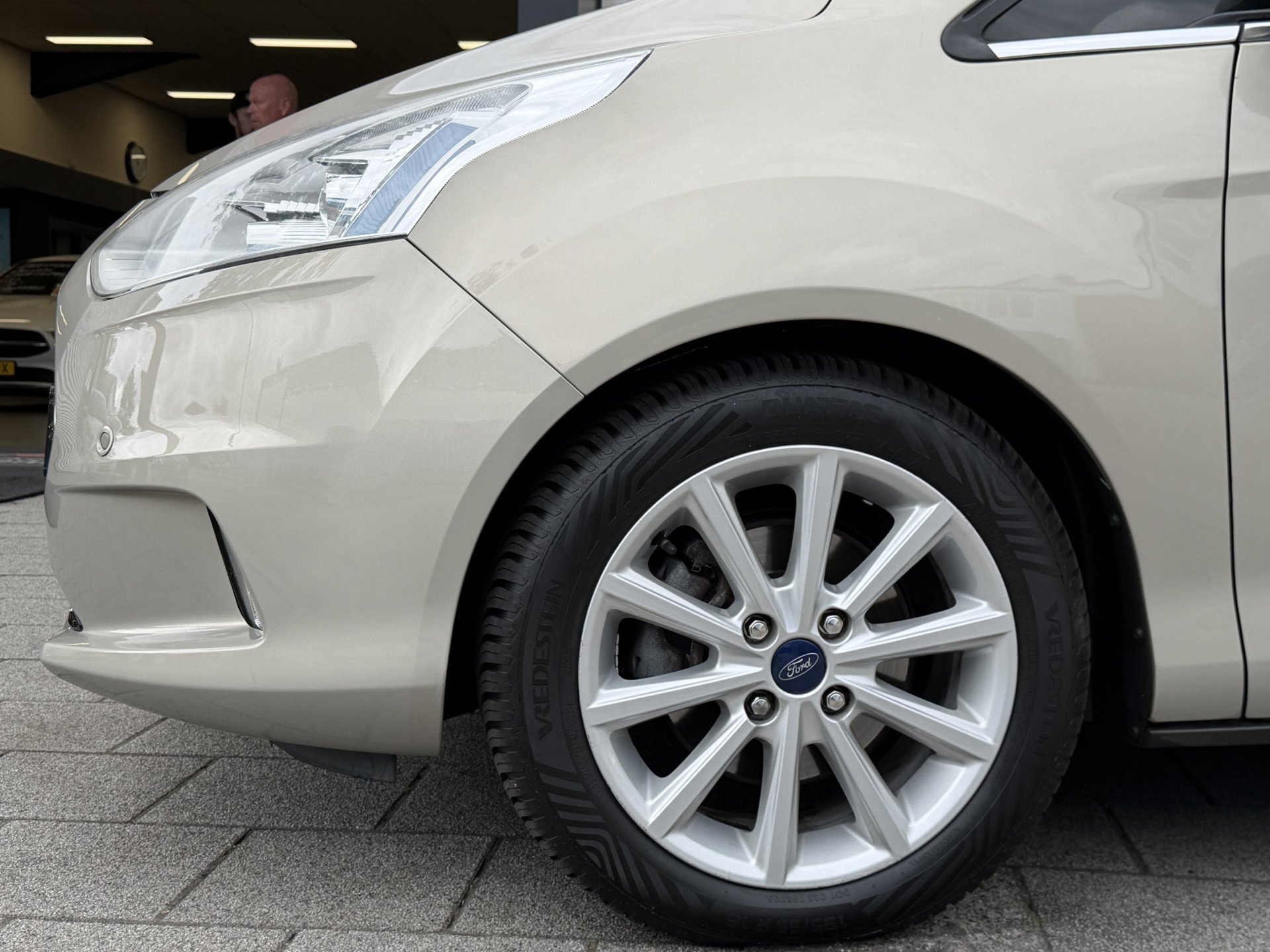 Foto van Ford B-max