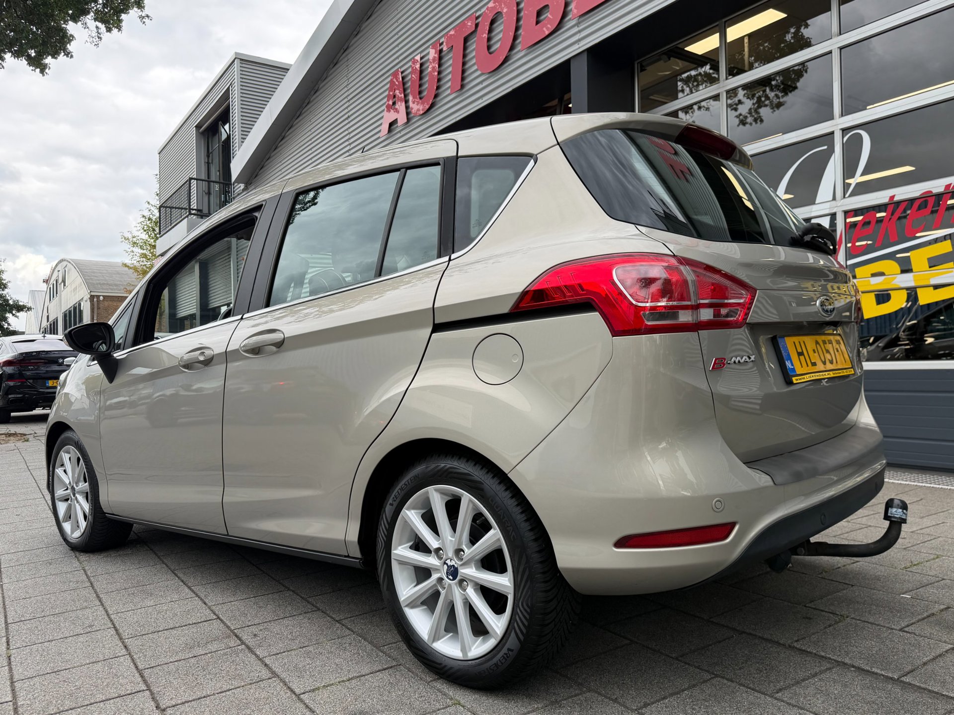 Foto van Ford B-max