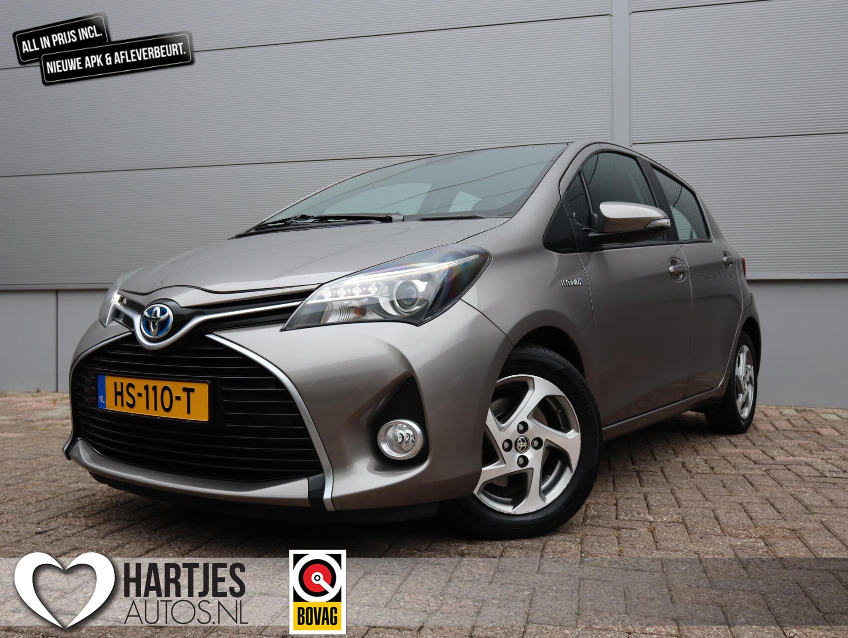 Toyota Toyota Yaris Hybrid 1.5 Hybrid (Vol Opties)Airco Navi Cruisecontrol 2015 - voorkant