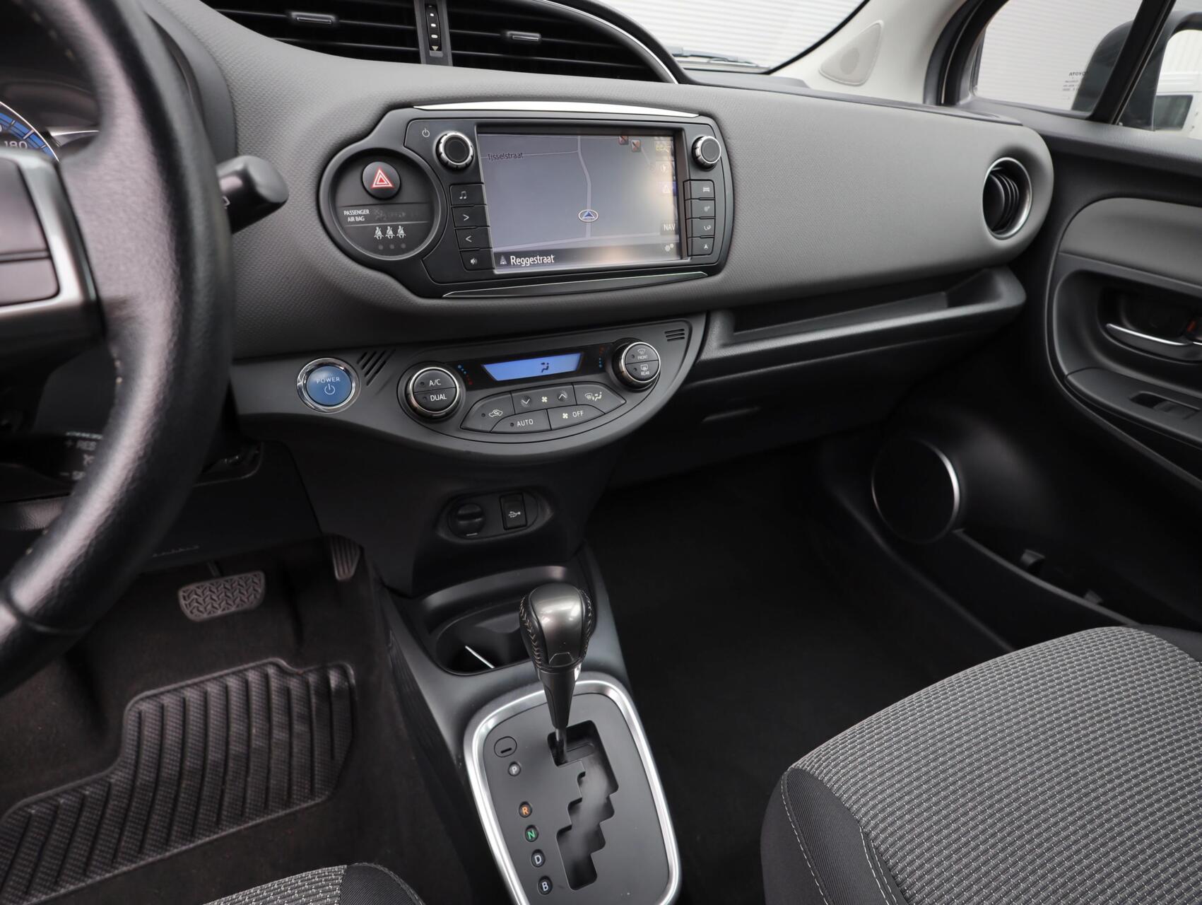 Foto van Toyota Toyota Yaris Hybrid