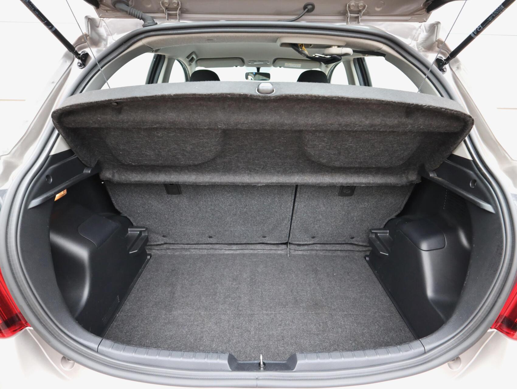 Foto van Toyota Toyota Yaris Hybrid