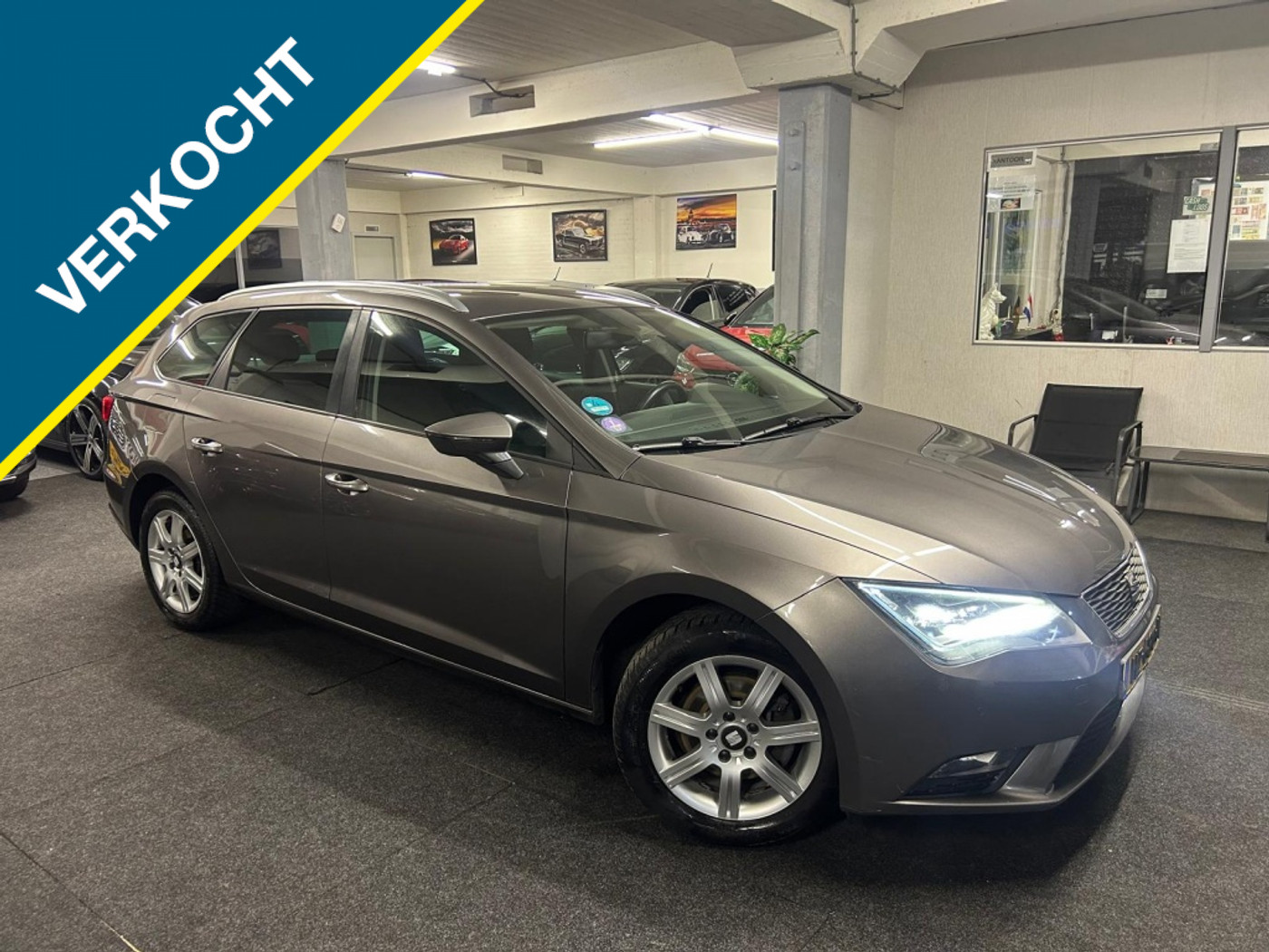 Seat Leon ST 1.2 TSI *Automaat*NAVI*LED*2015 2015 - voorkant