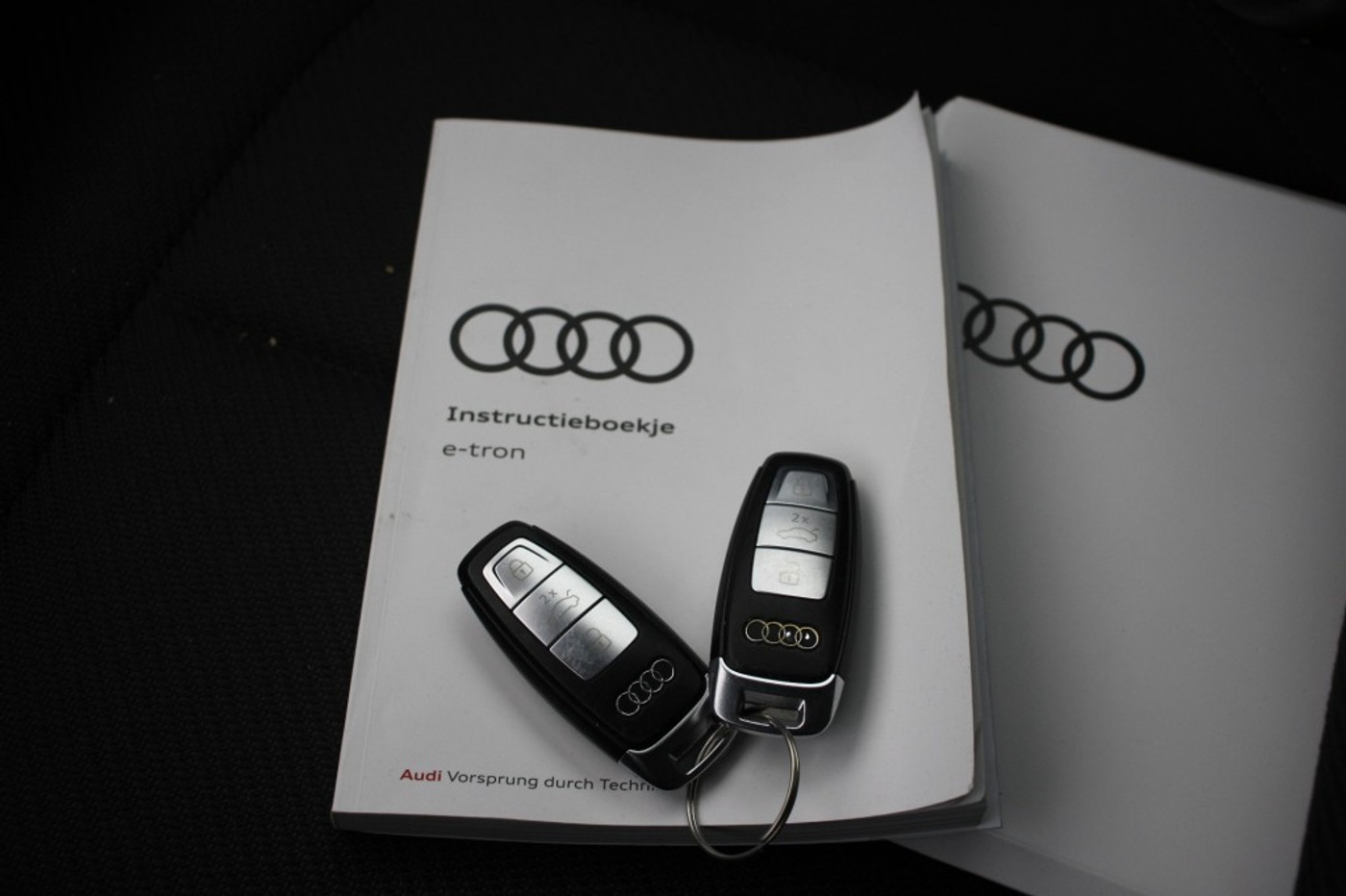 Foto van Audi E-tron