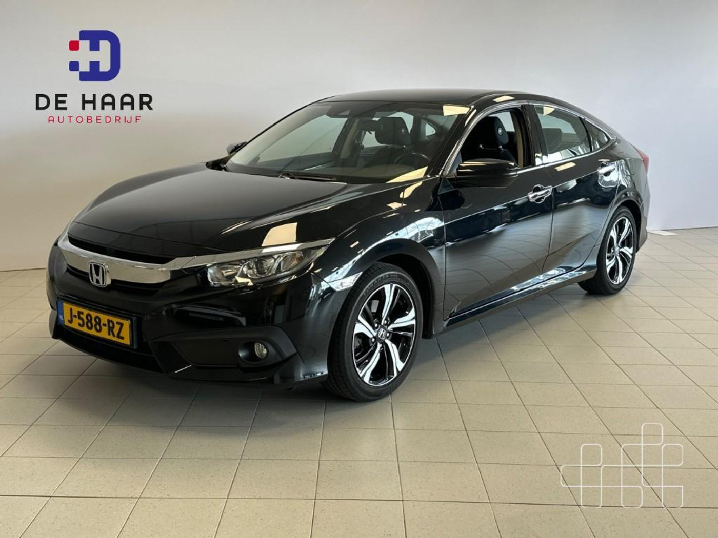 Honda Civic 4dr 1.5 I-VTEC ELEGANCE 2020 - voorkant