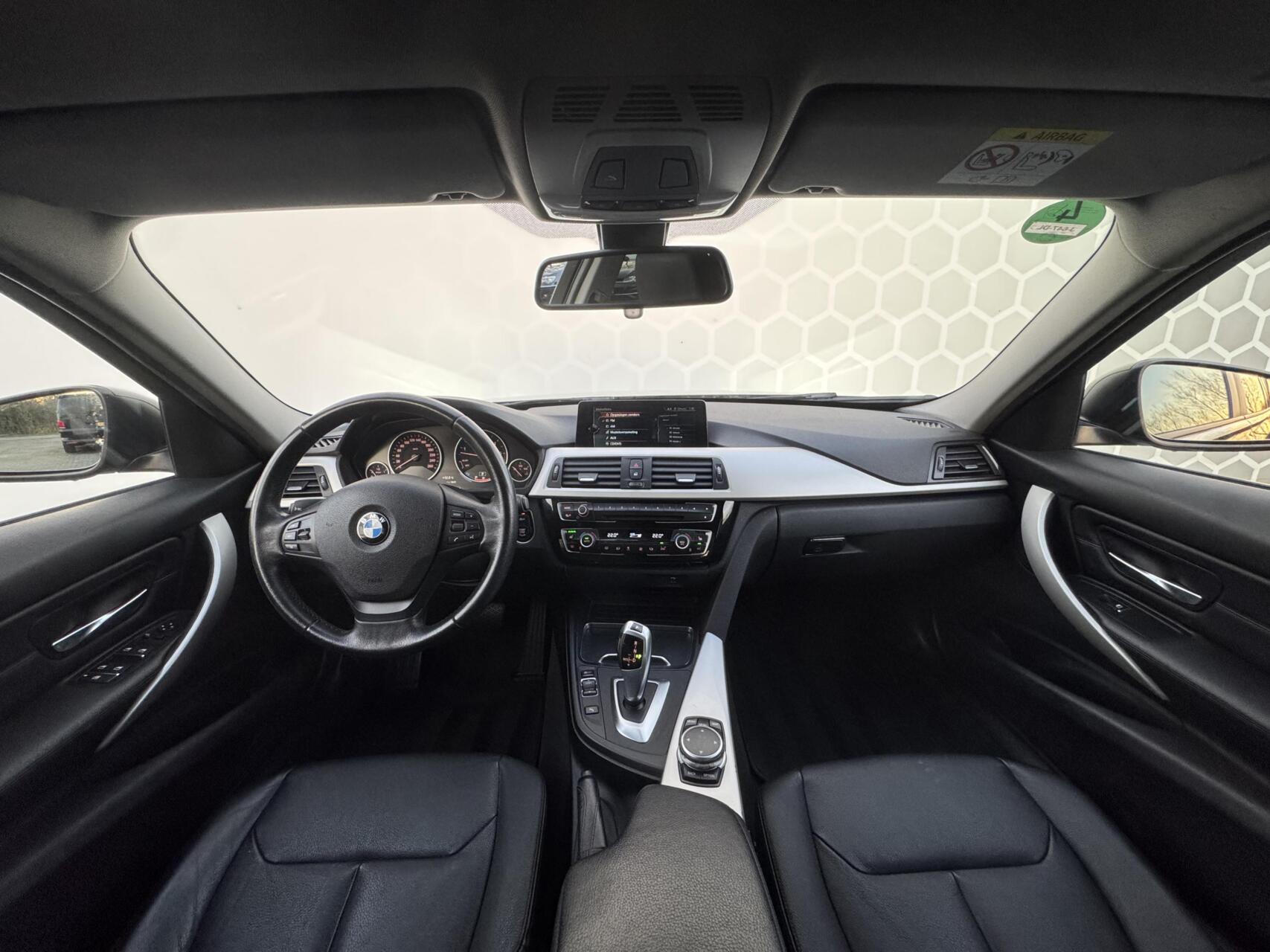 Foto van BMW 330d