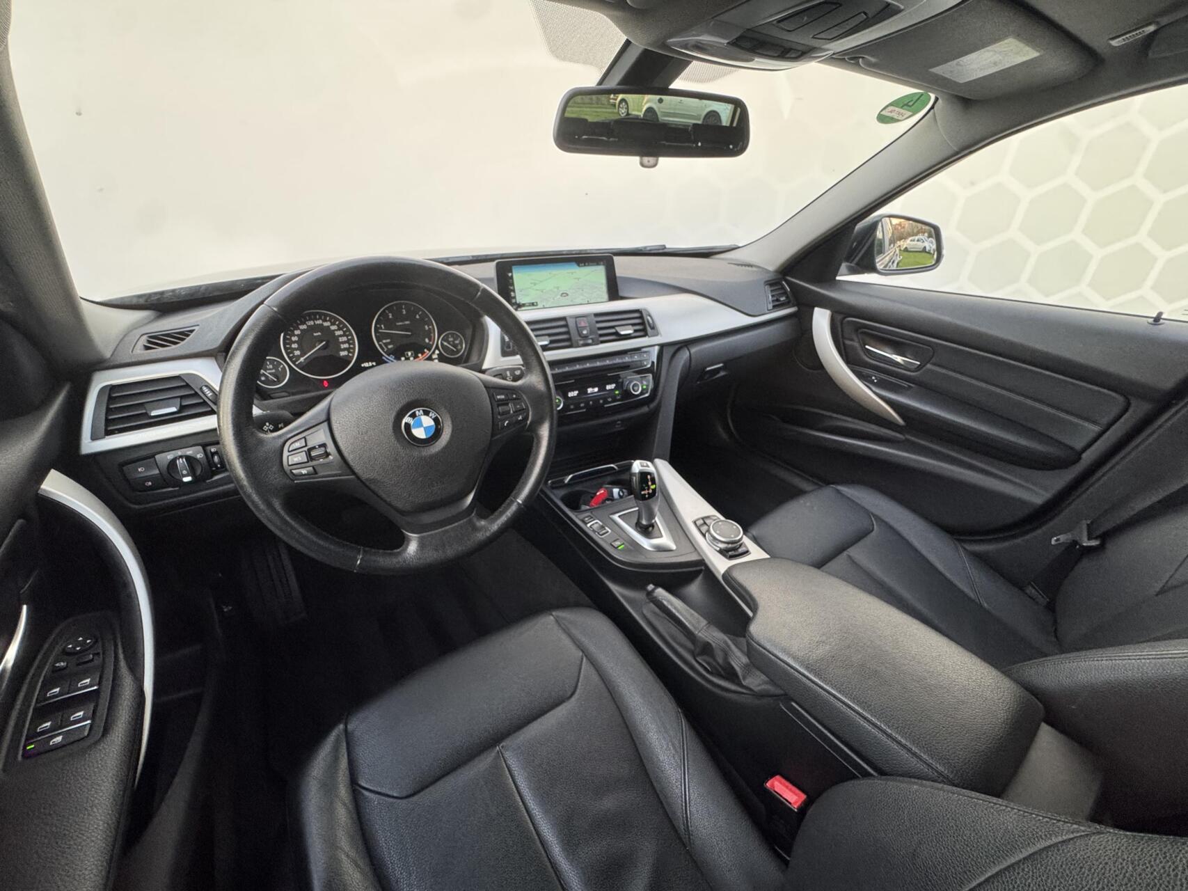 Foto van BMW 330d