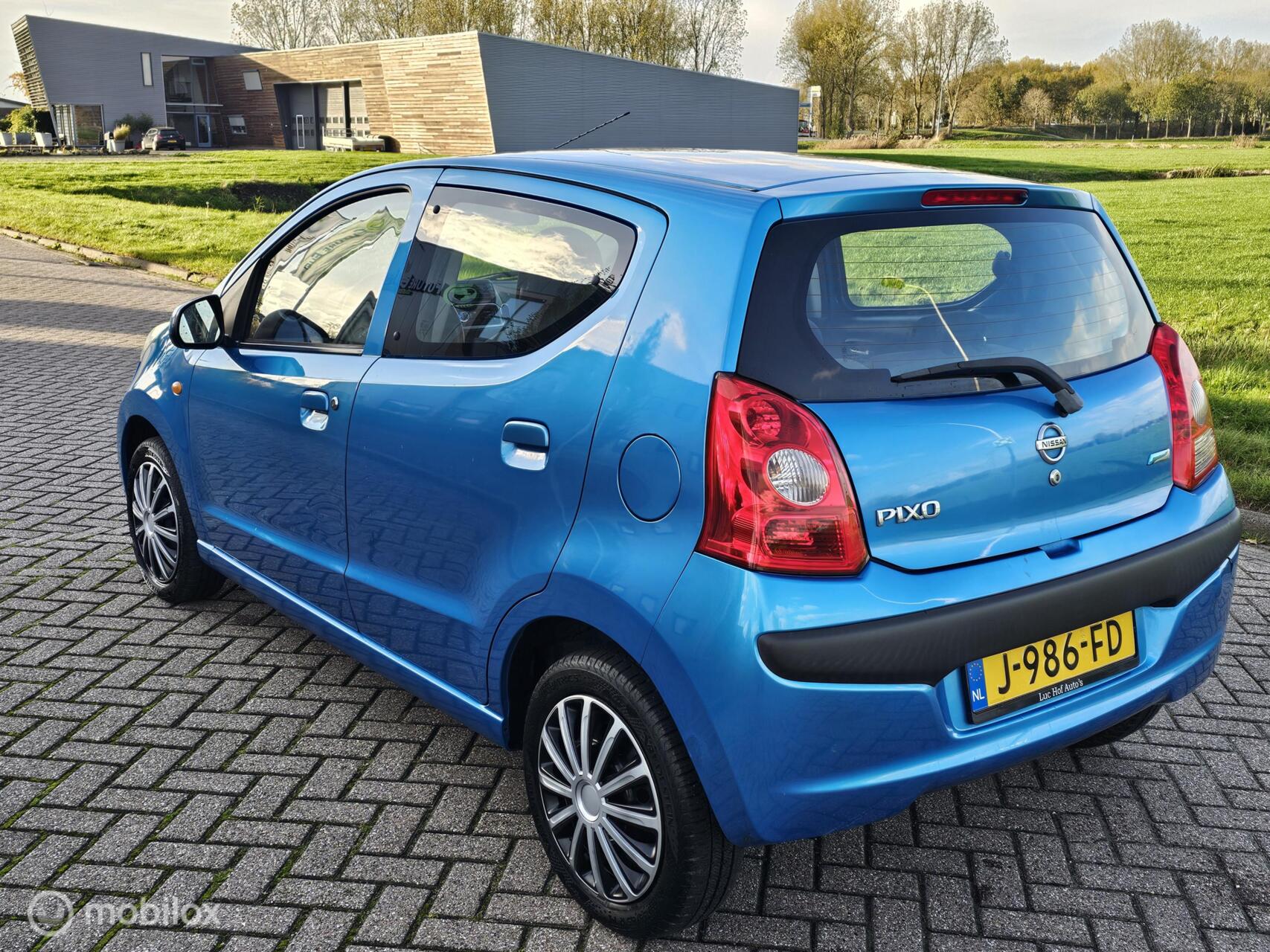Foto van Nissan Pixo