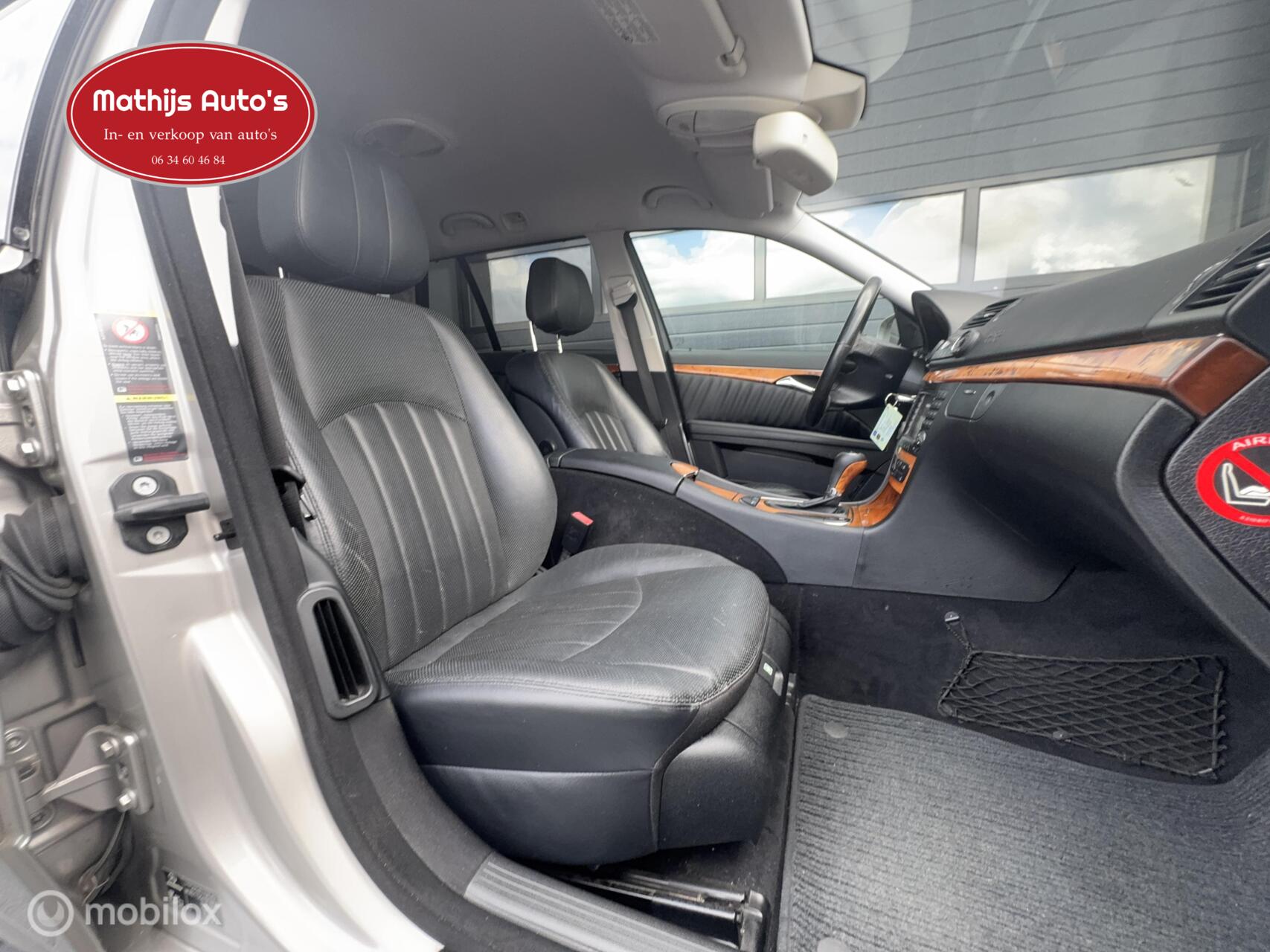 Foto van Mercedes-Benz E 350