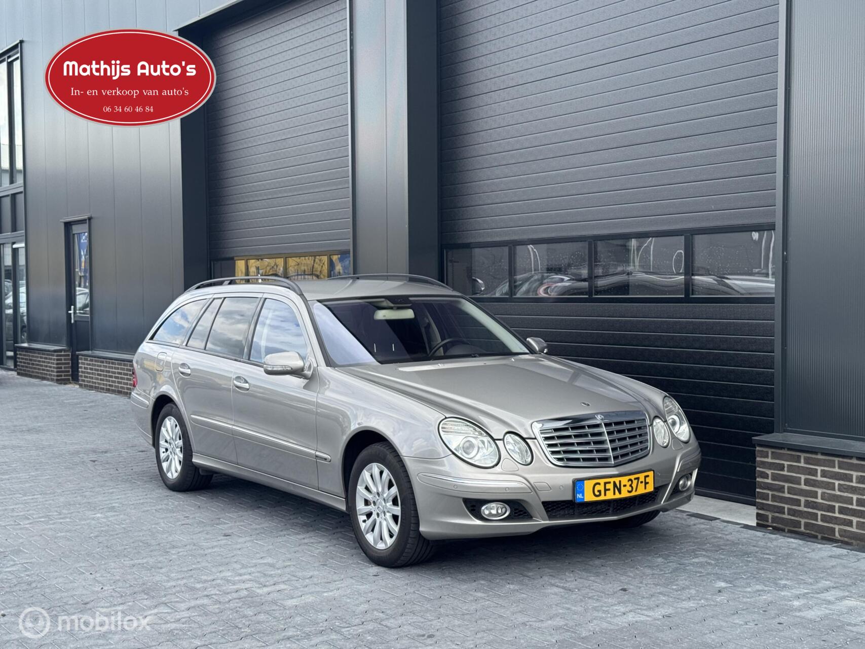 Foto van Mercedes-Benz E 350