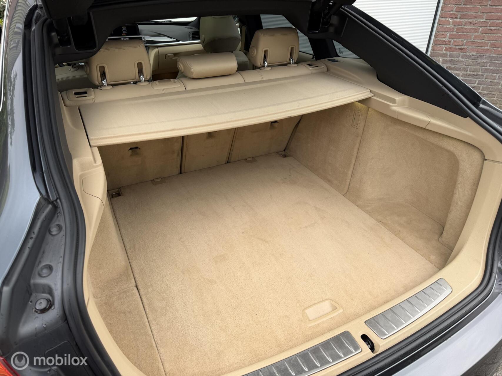 Foto van BMW 320i
