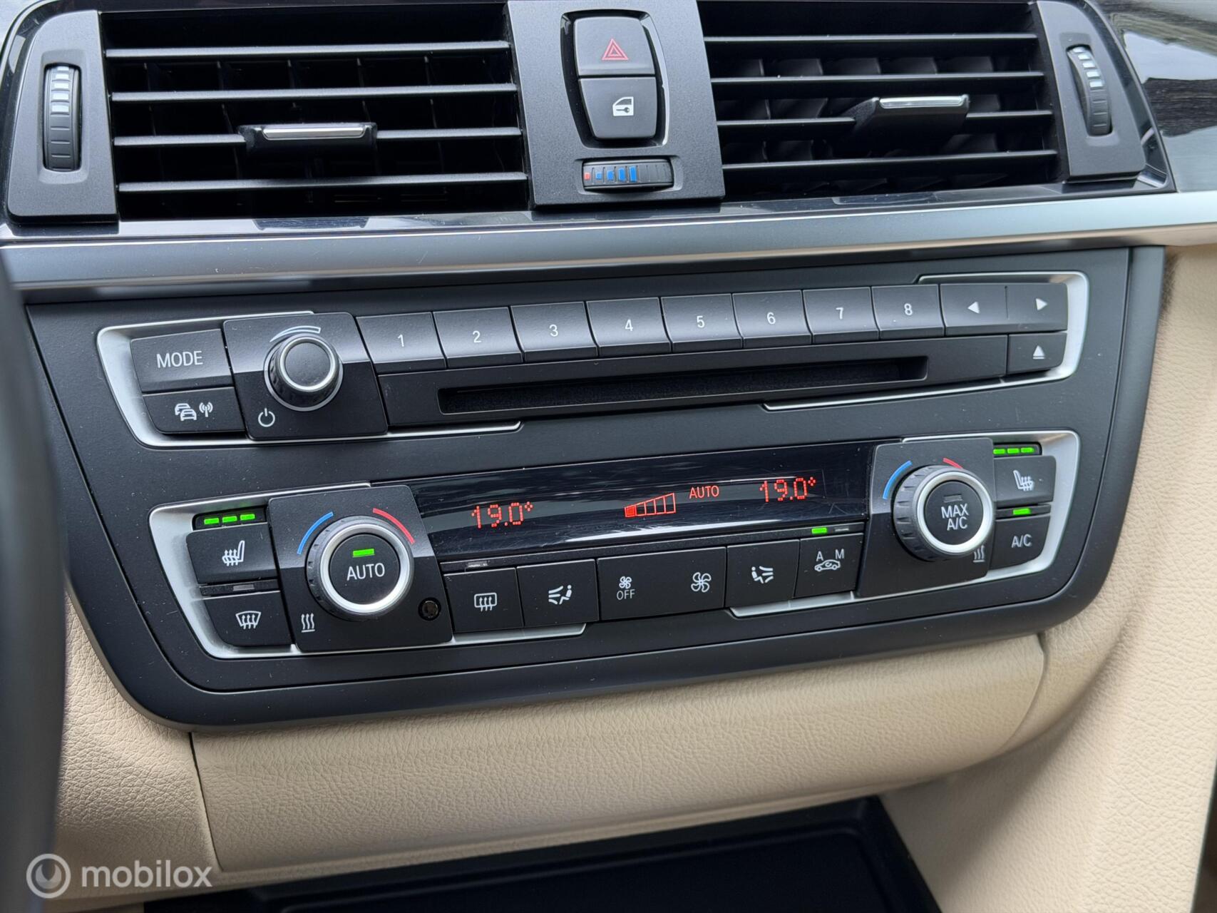 Foto van BMW 320i