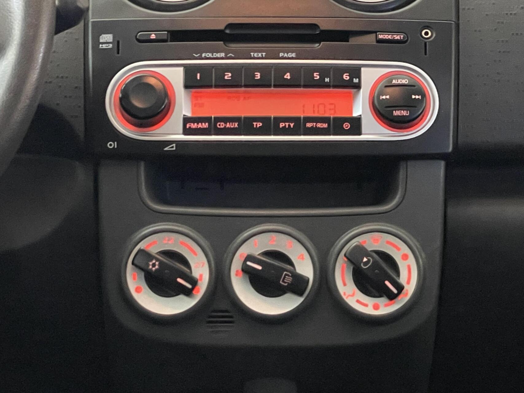 Foto van Mitsubishi Mitsubishi Colt