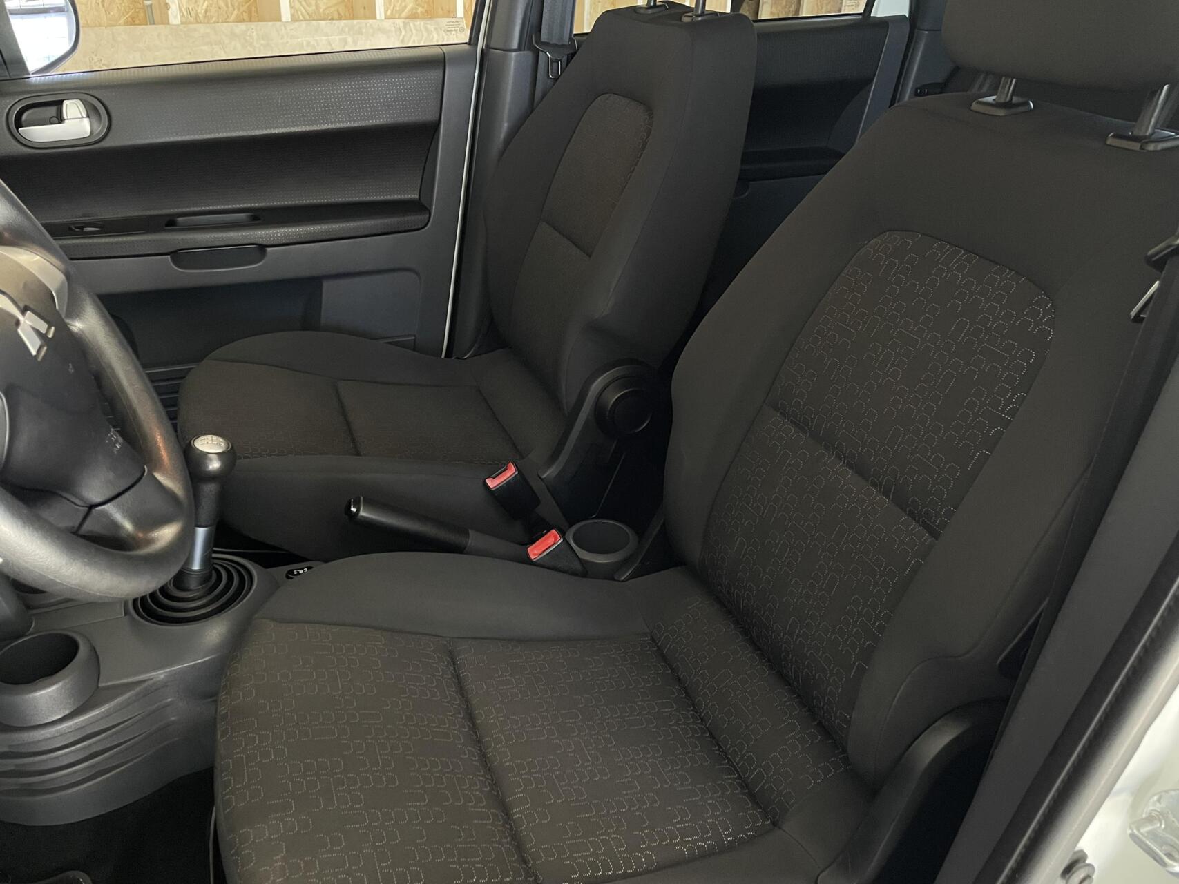 Foto van Mitsubishi Mitsubishi Colt