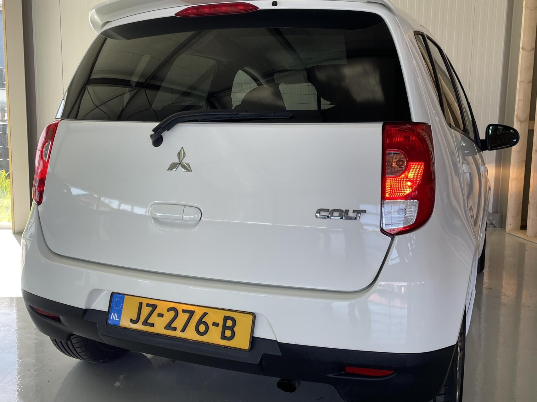 Foto van Mitsubishi Mitsubishi Colt