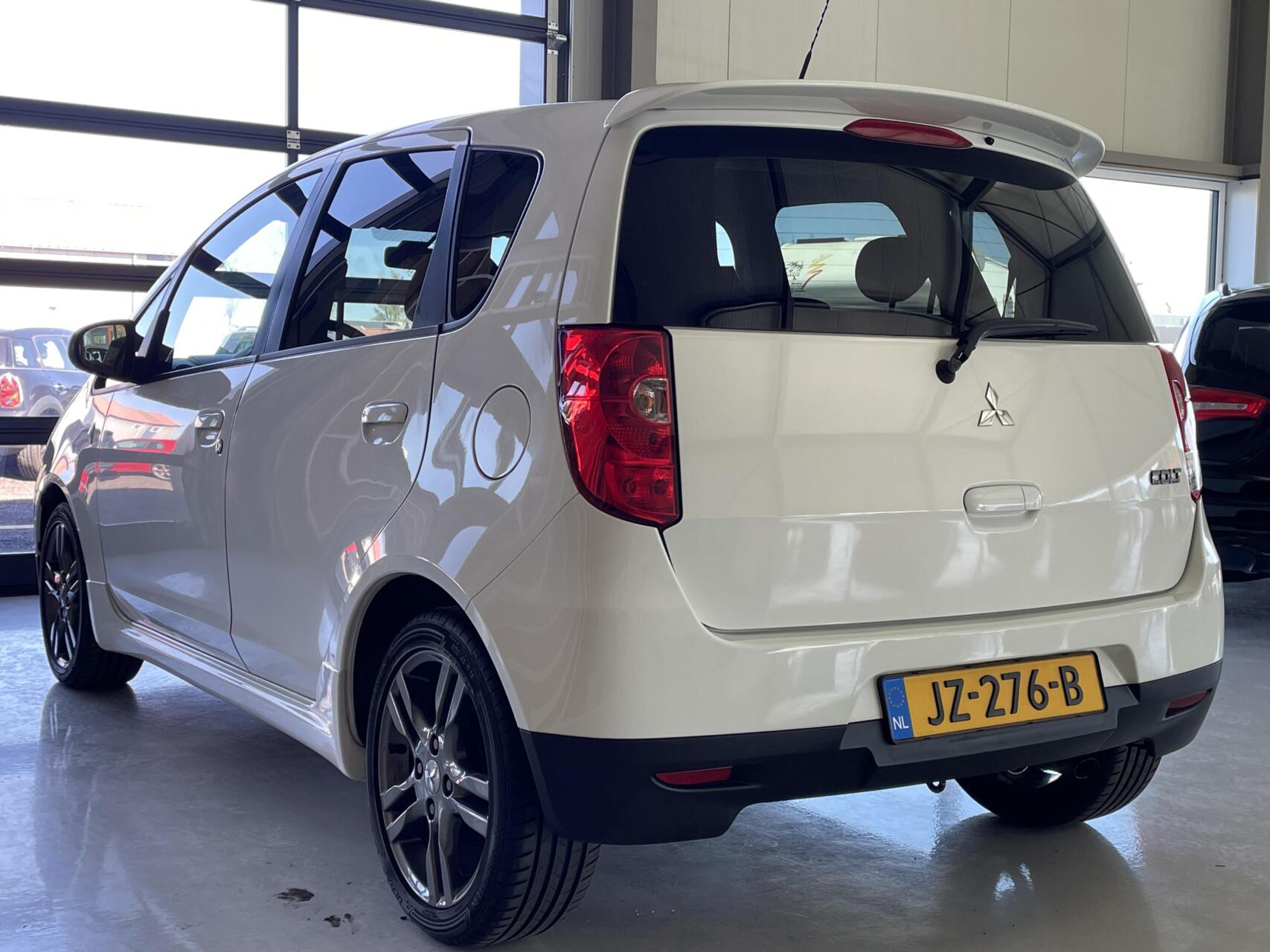 Foto van Mitsubishi Mitsubishi Colt
