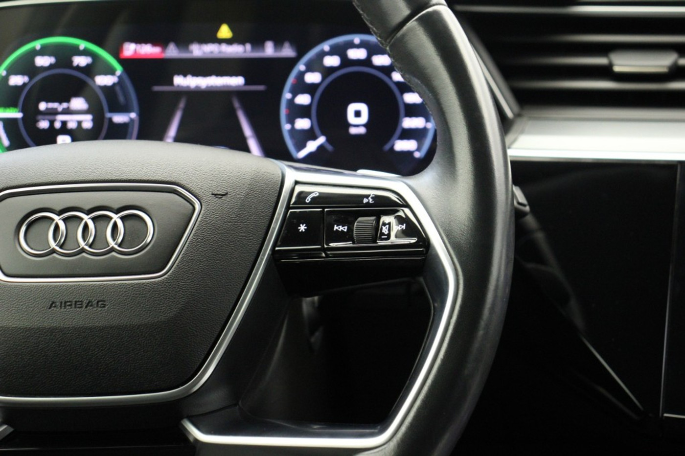 Foto van Audi E-tron 55