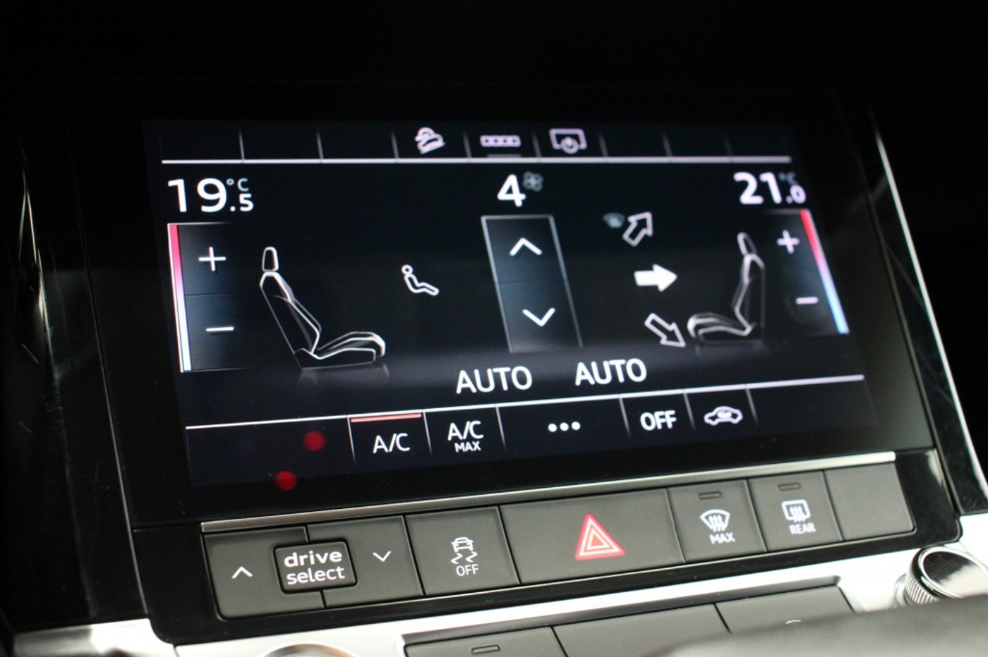 Foto van Audi E-tron 55