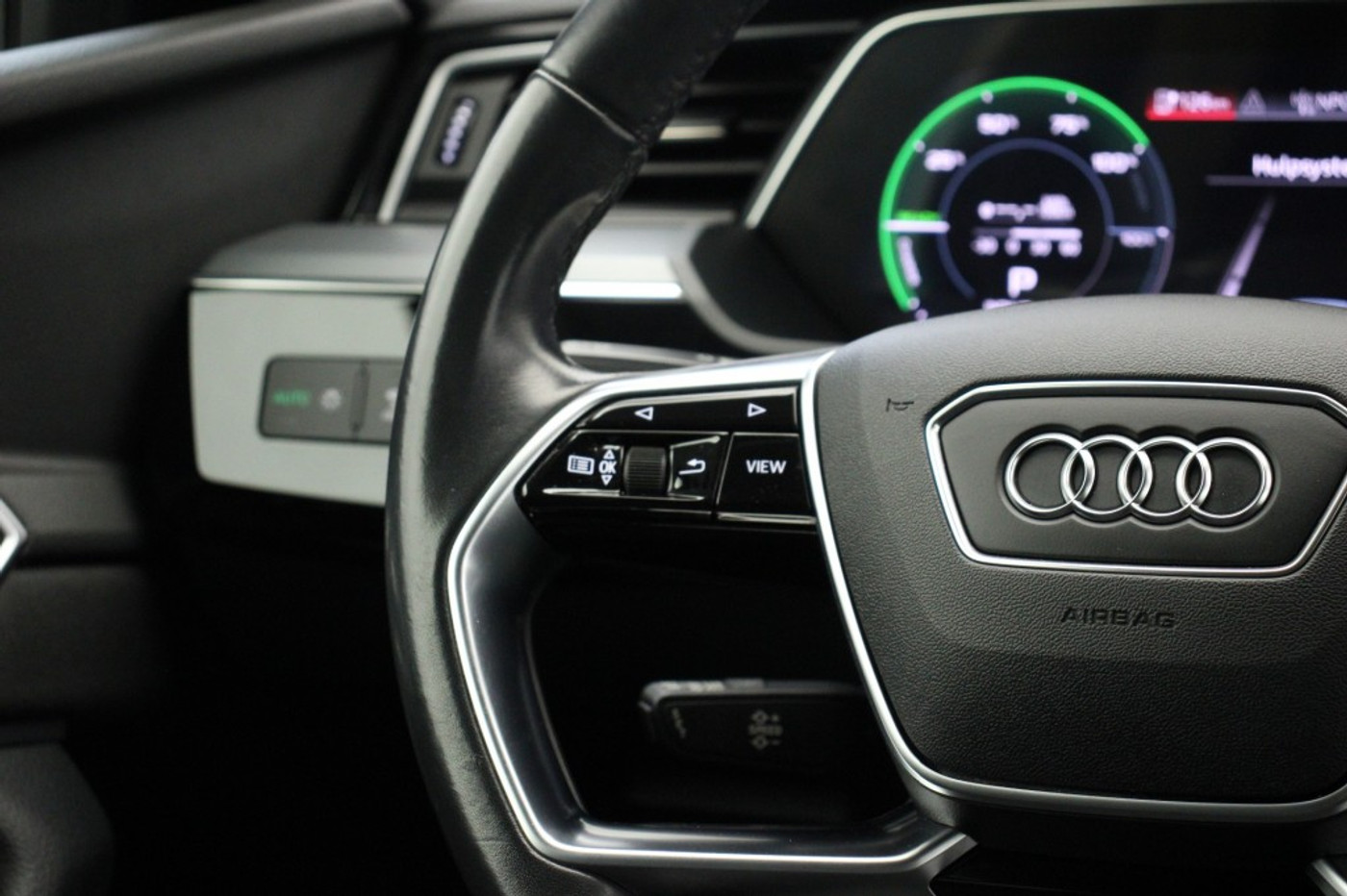Foto van Audi E-tron 55
