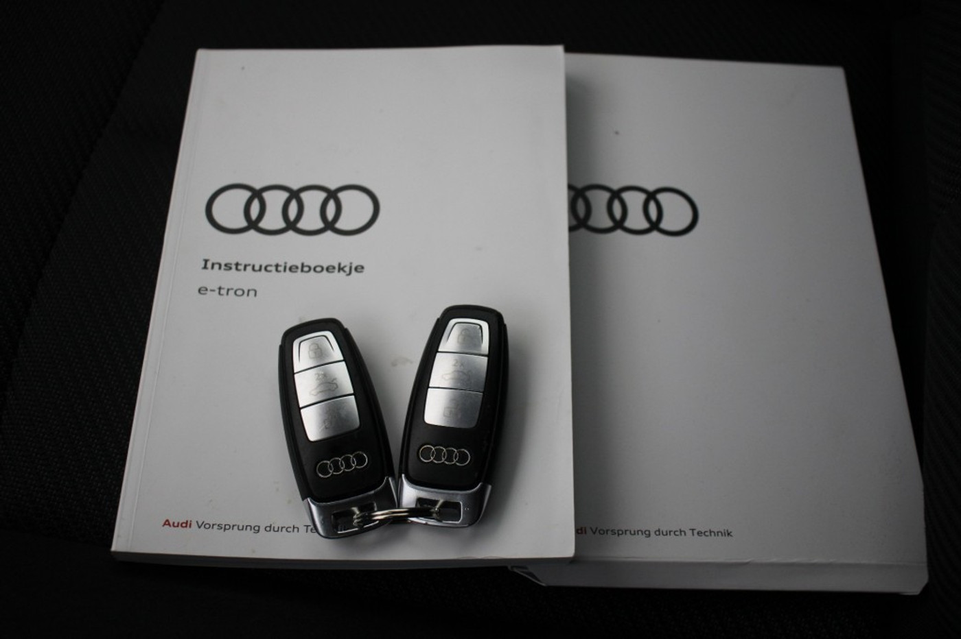 Foto van Audi E-tron 55