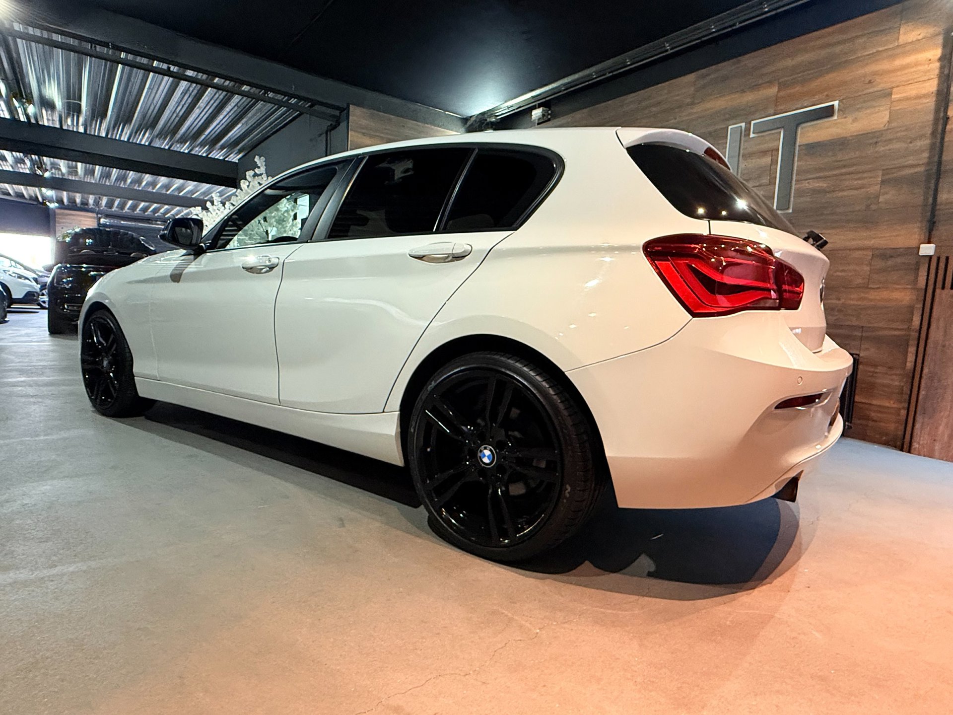 Foto van BMW 118i