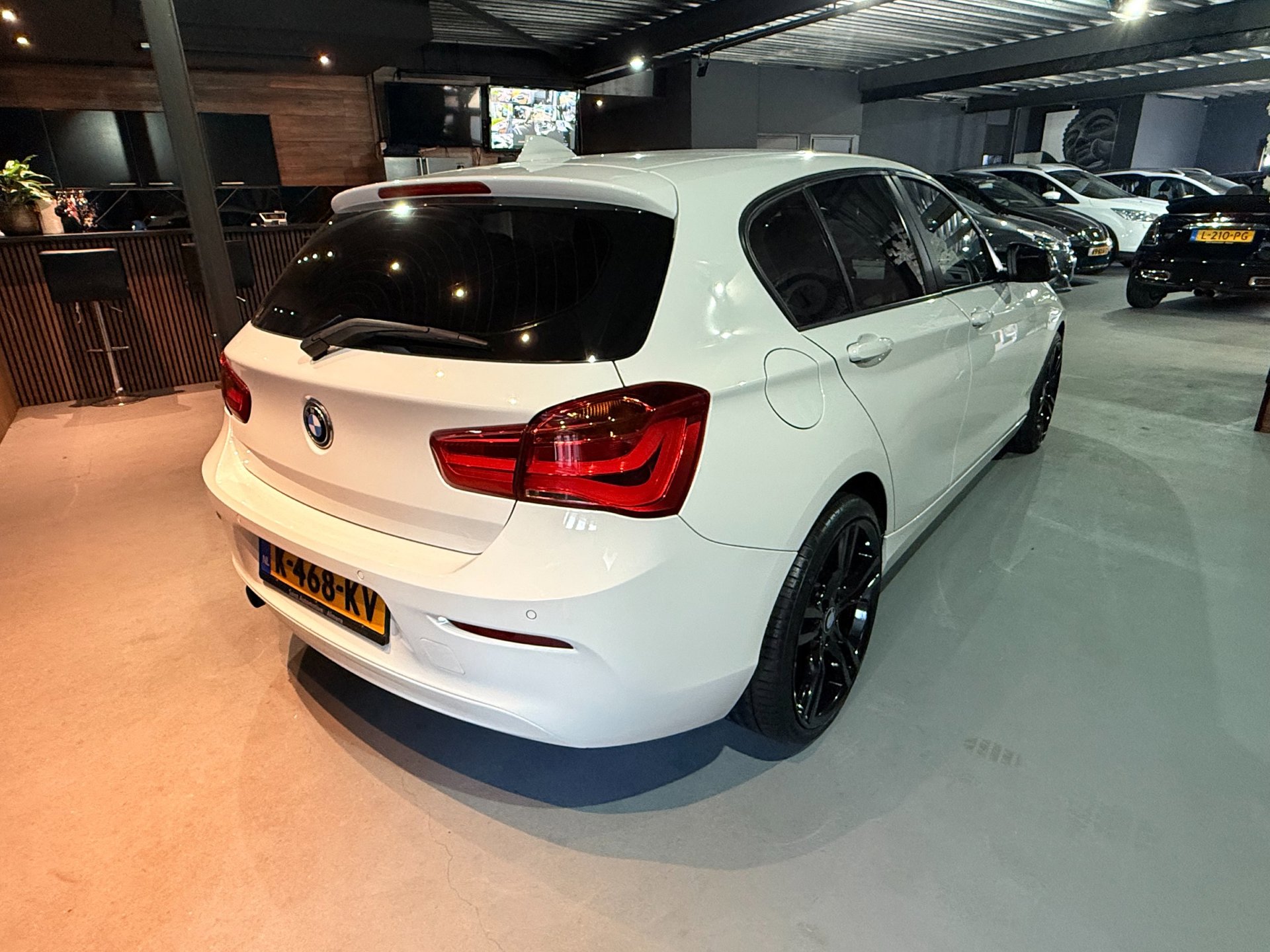 Foto van BMW 118i