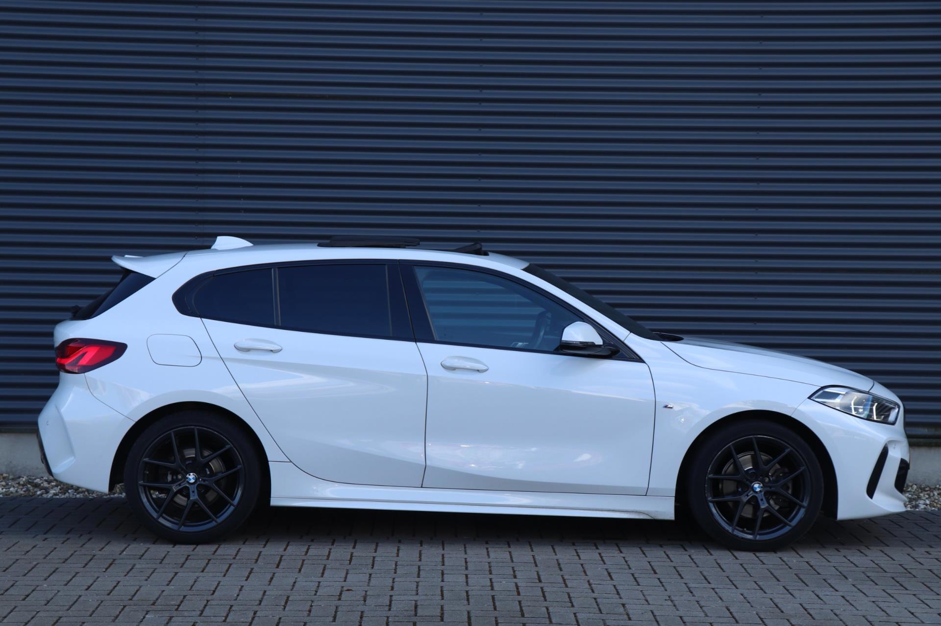 Foto van BMW 118i