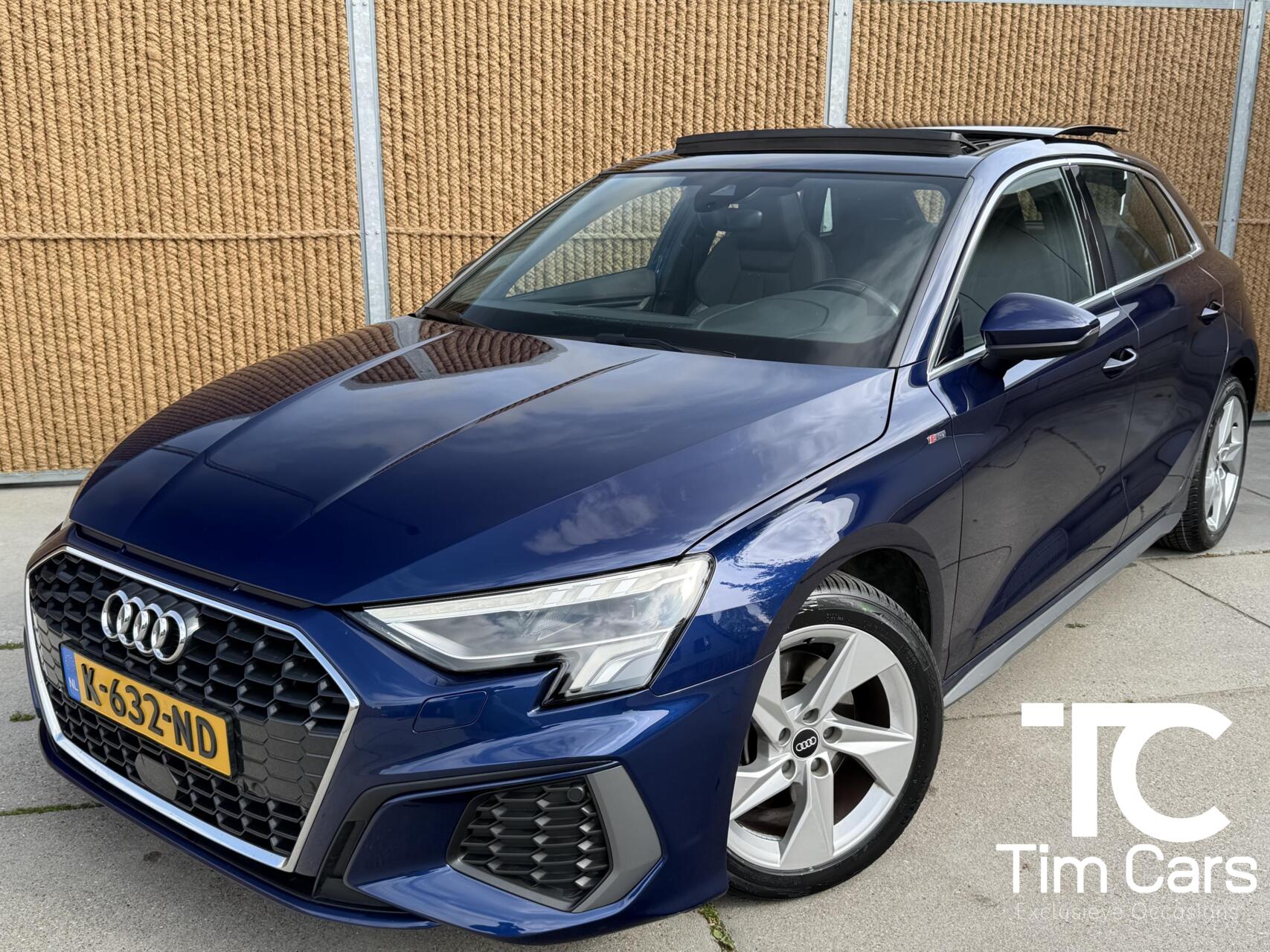 Audi A3 30 TFSI S edition 2021 - voorkant