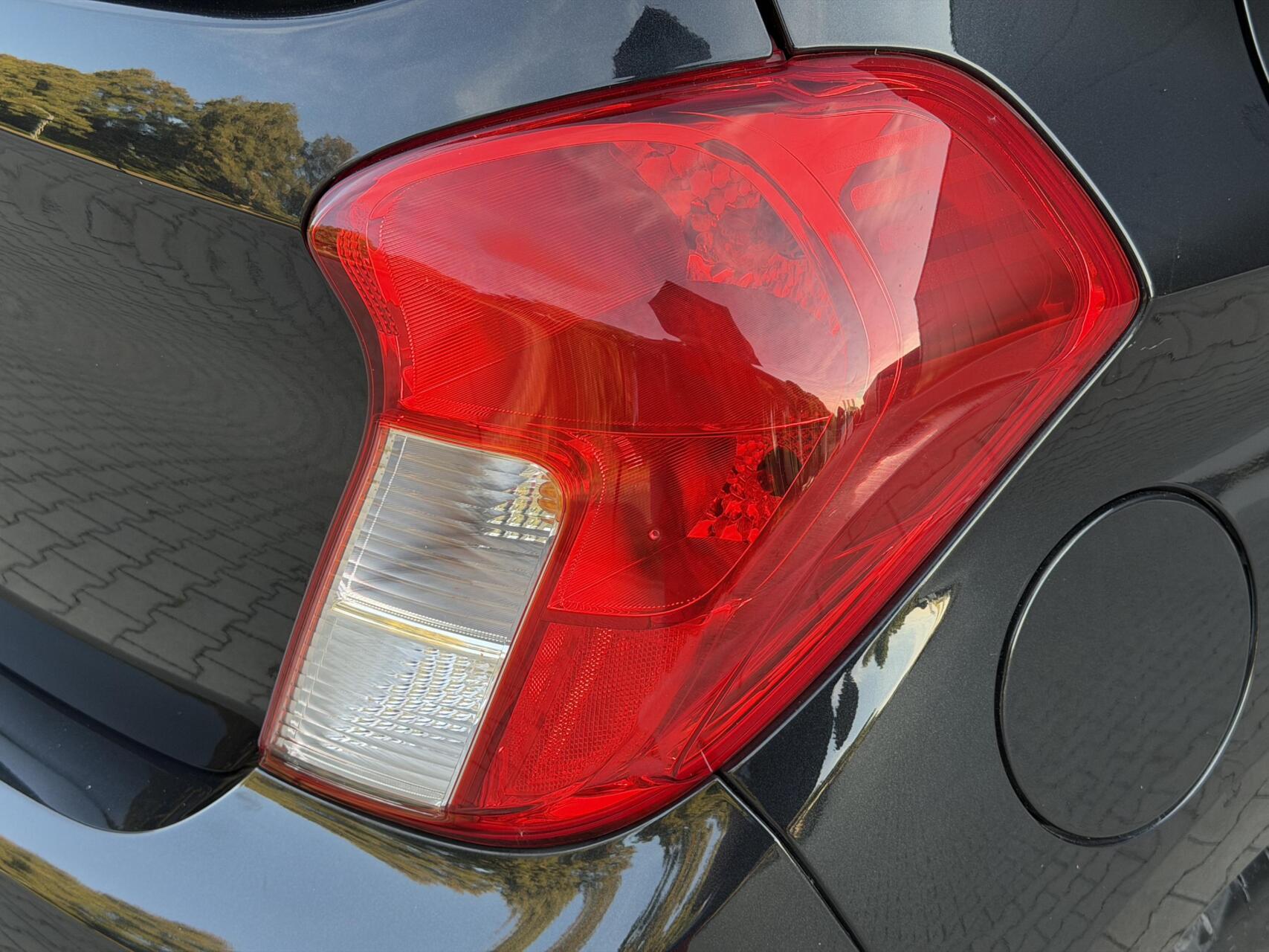Foto van Opel Karl / Viva