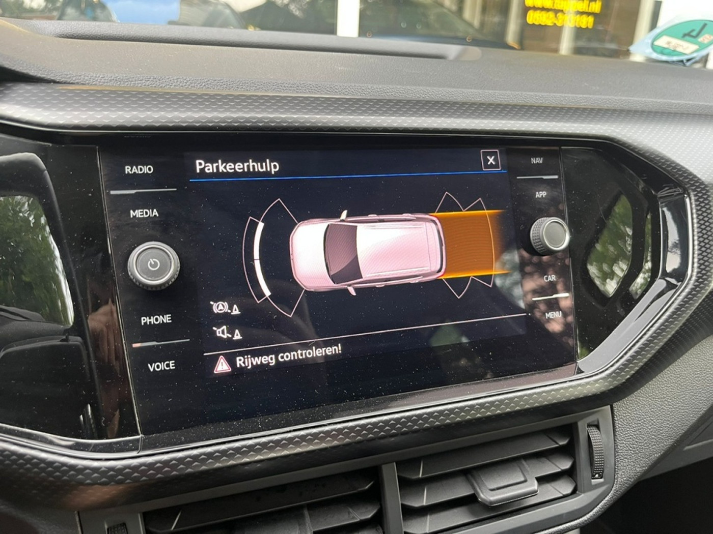Foto van Volkswagen T-cross