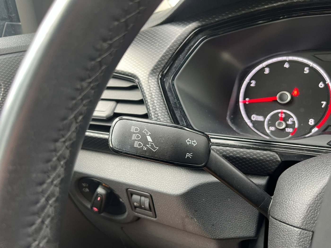 Foto van Volkswagen T-cross