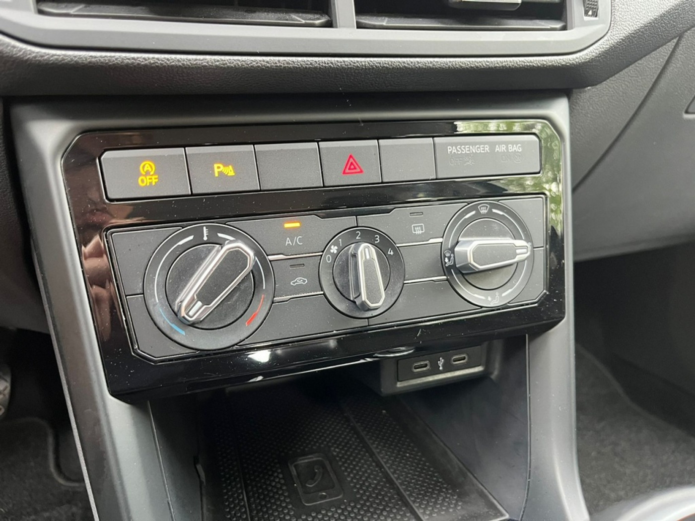 Foto van Volkswagen T-cross