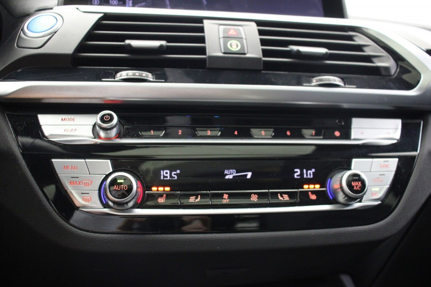 Foto van BMW Ix3