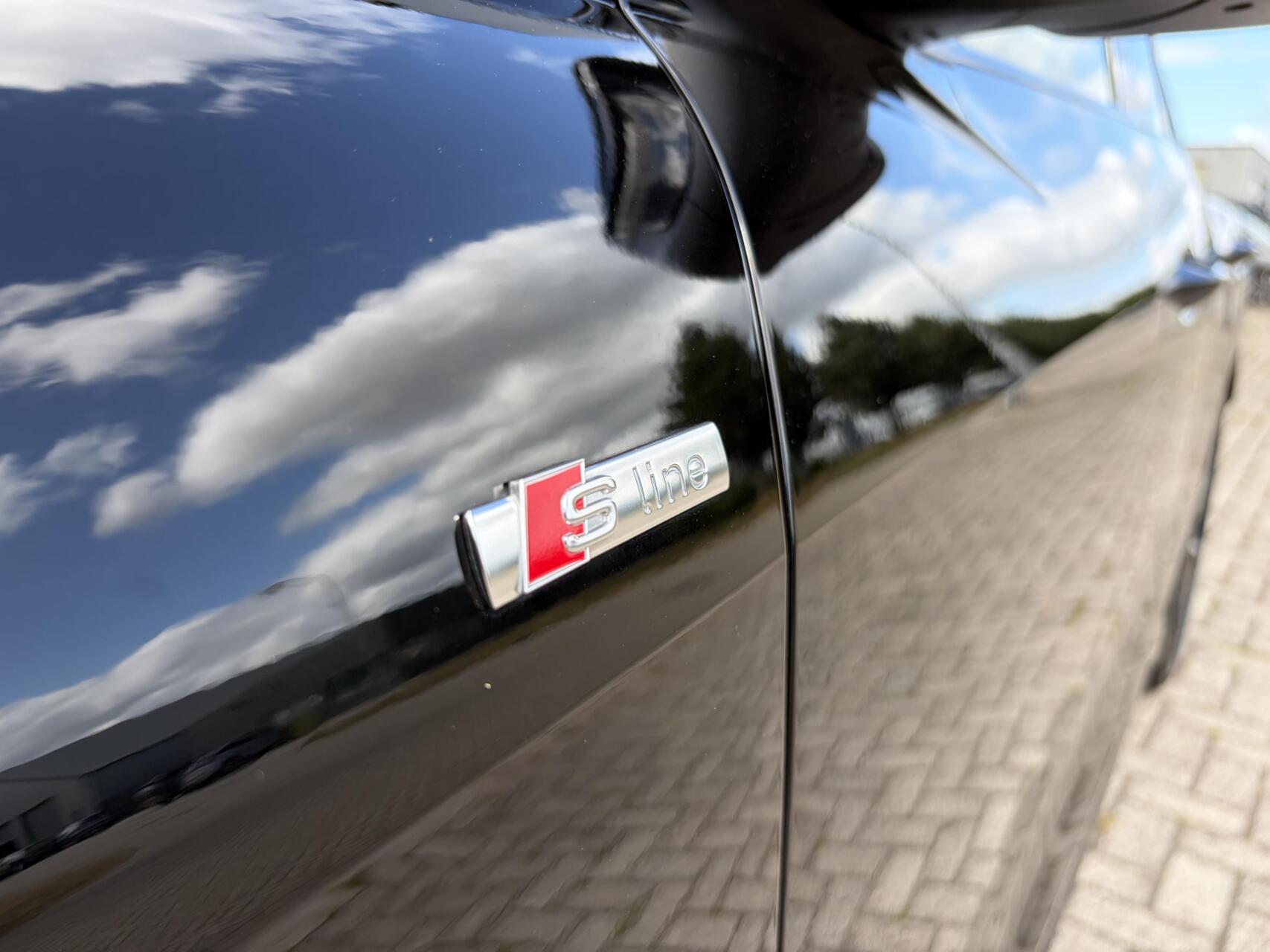 Foto van Audi Q4 40 E-tron