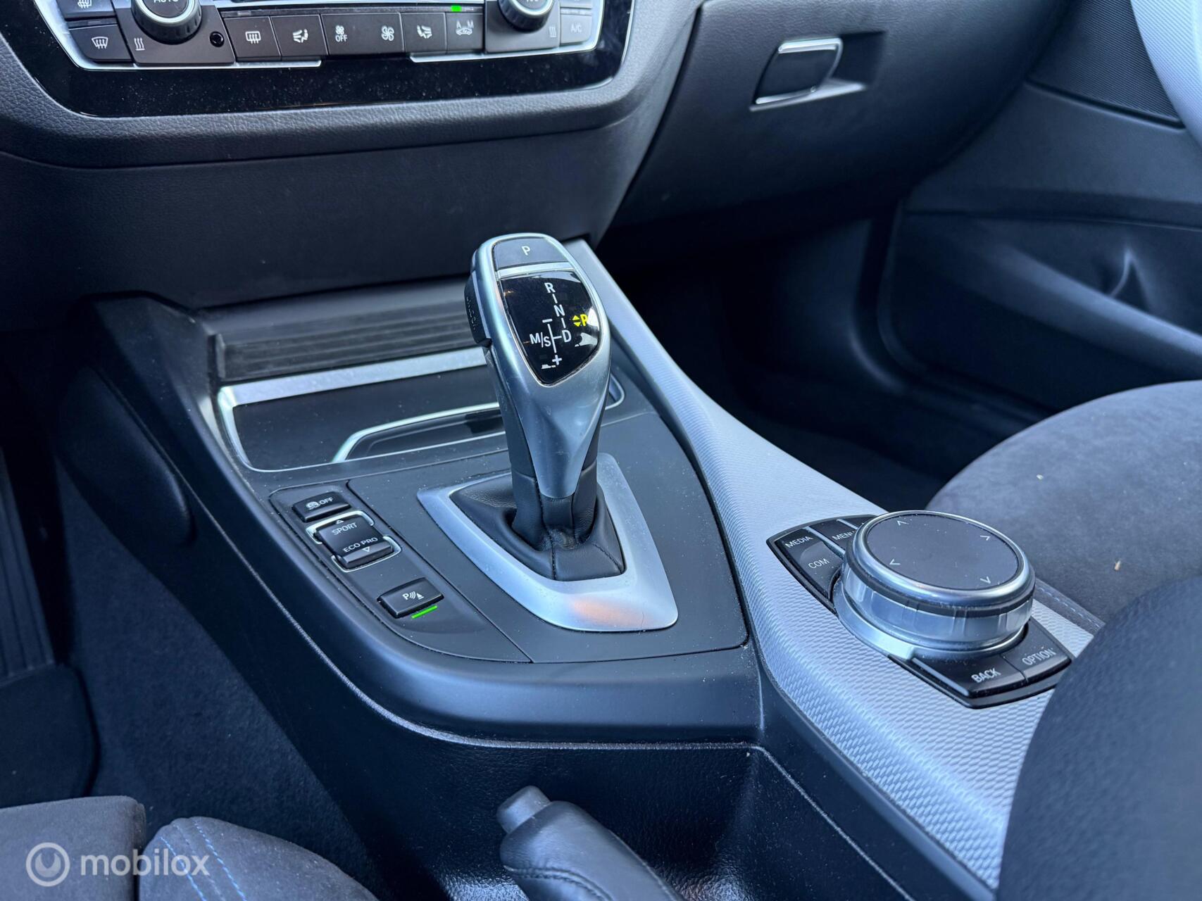 Foto van BMW M140i xDrive