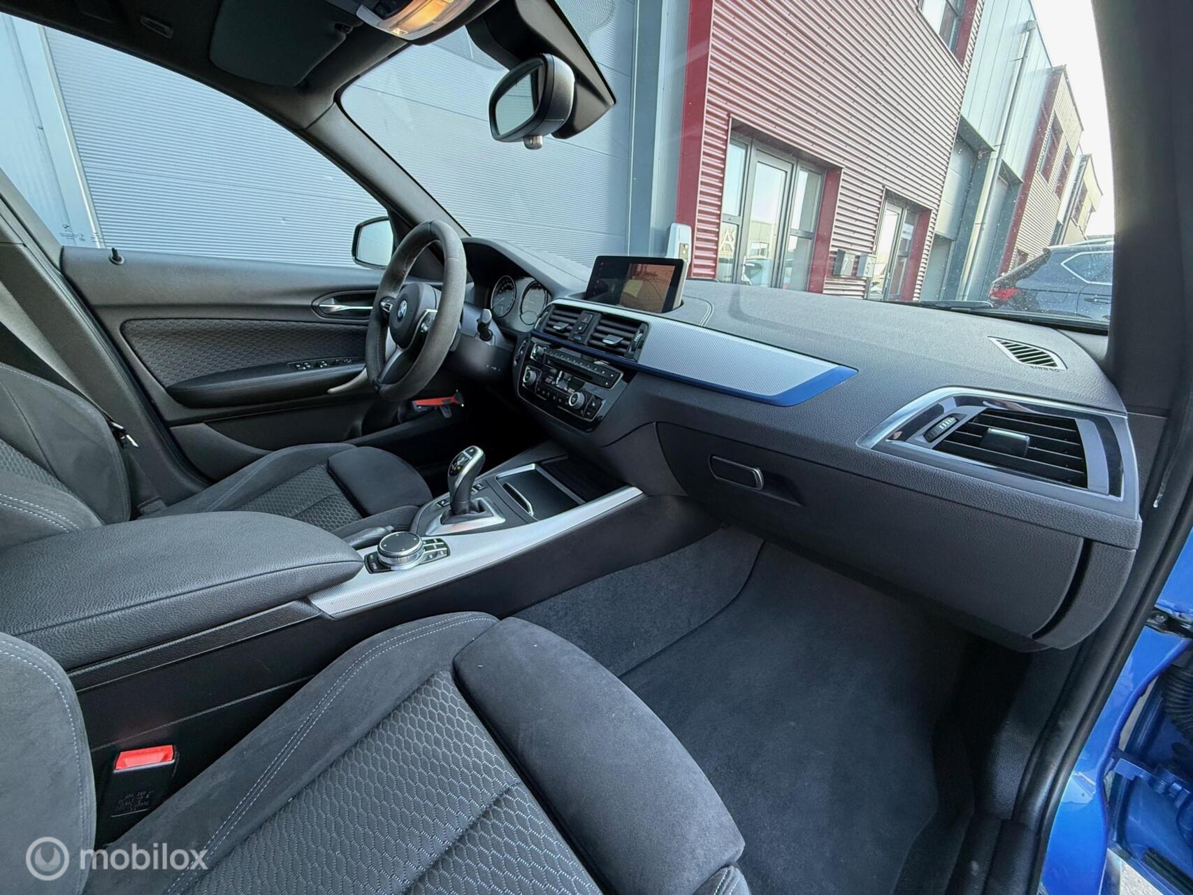 Foto van BMW M140i xDrive