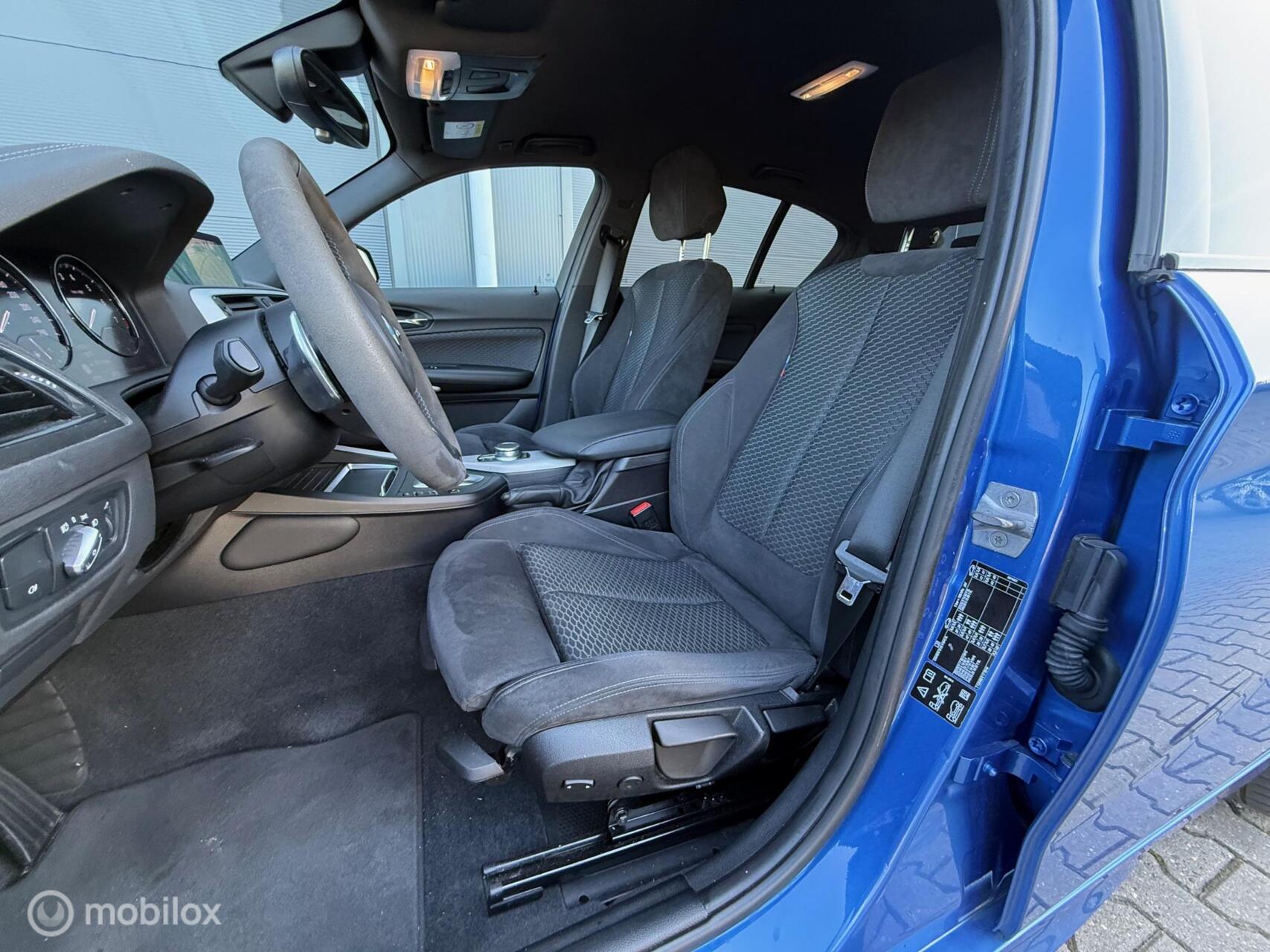 Foto van BMW M140i xDrive