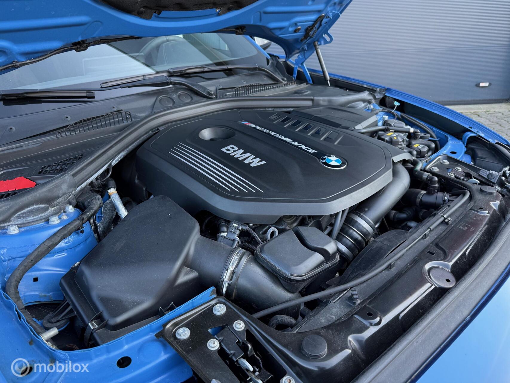 Foto van BMW M140i xDrive