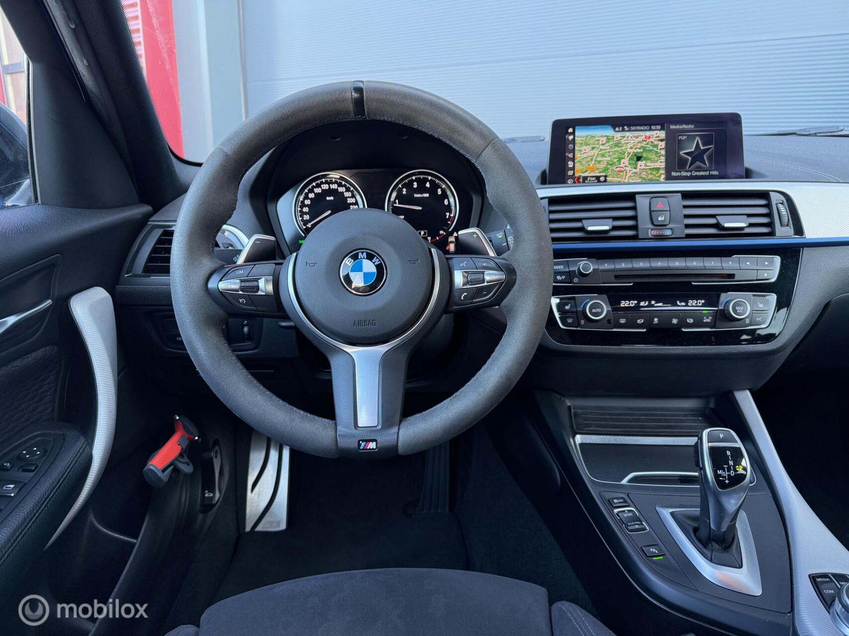 Foto van BMW M140i xDrive