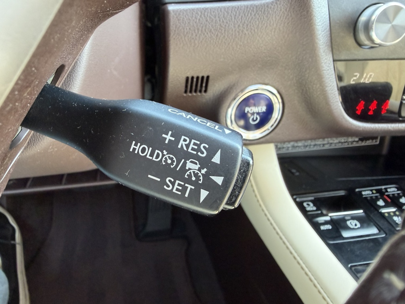 Foto van Lexus Lexus Rx450h
