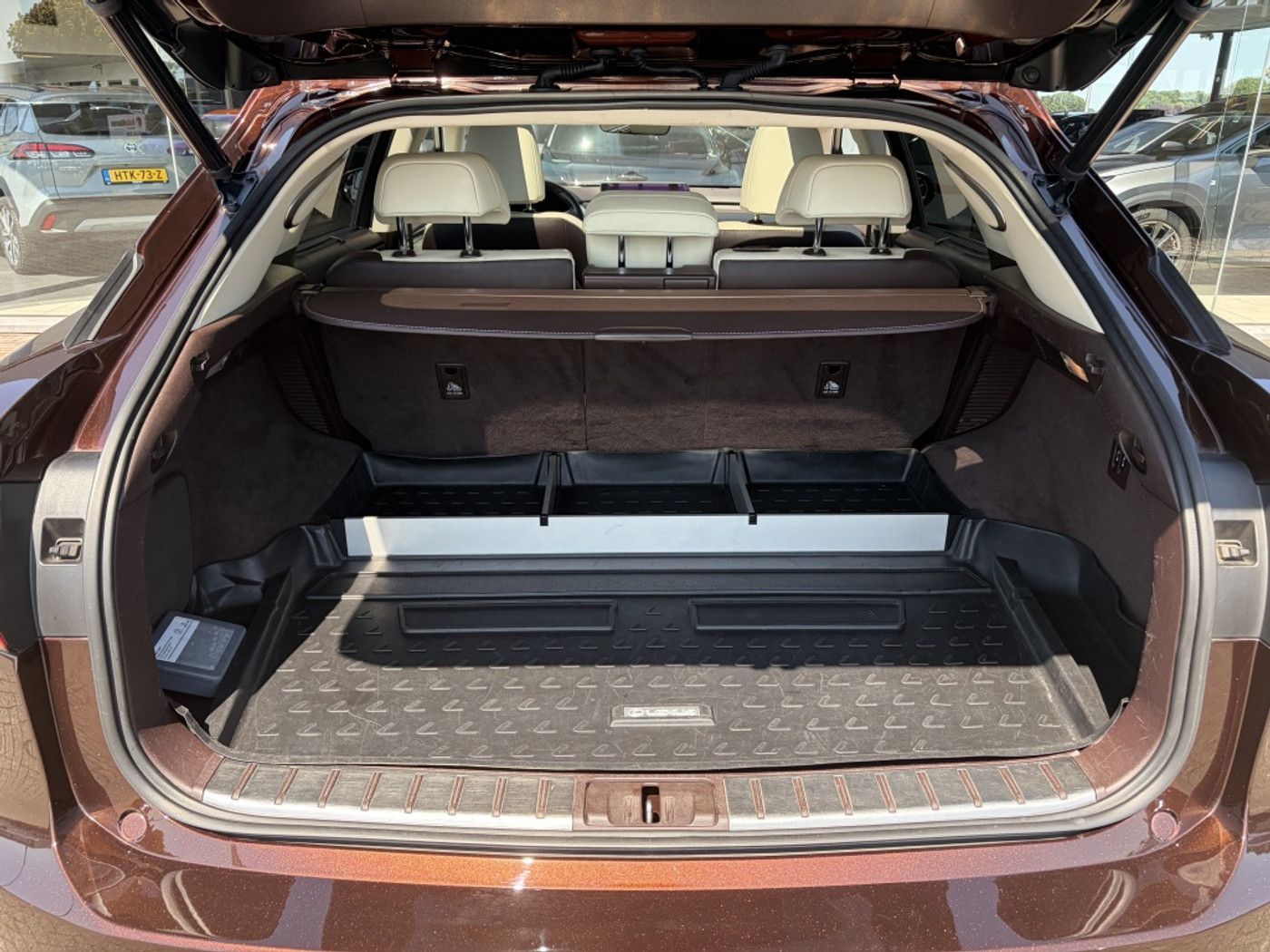 Foto van Lexus Lexus Rx450h